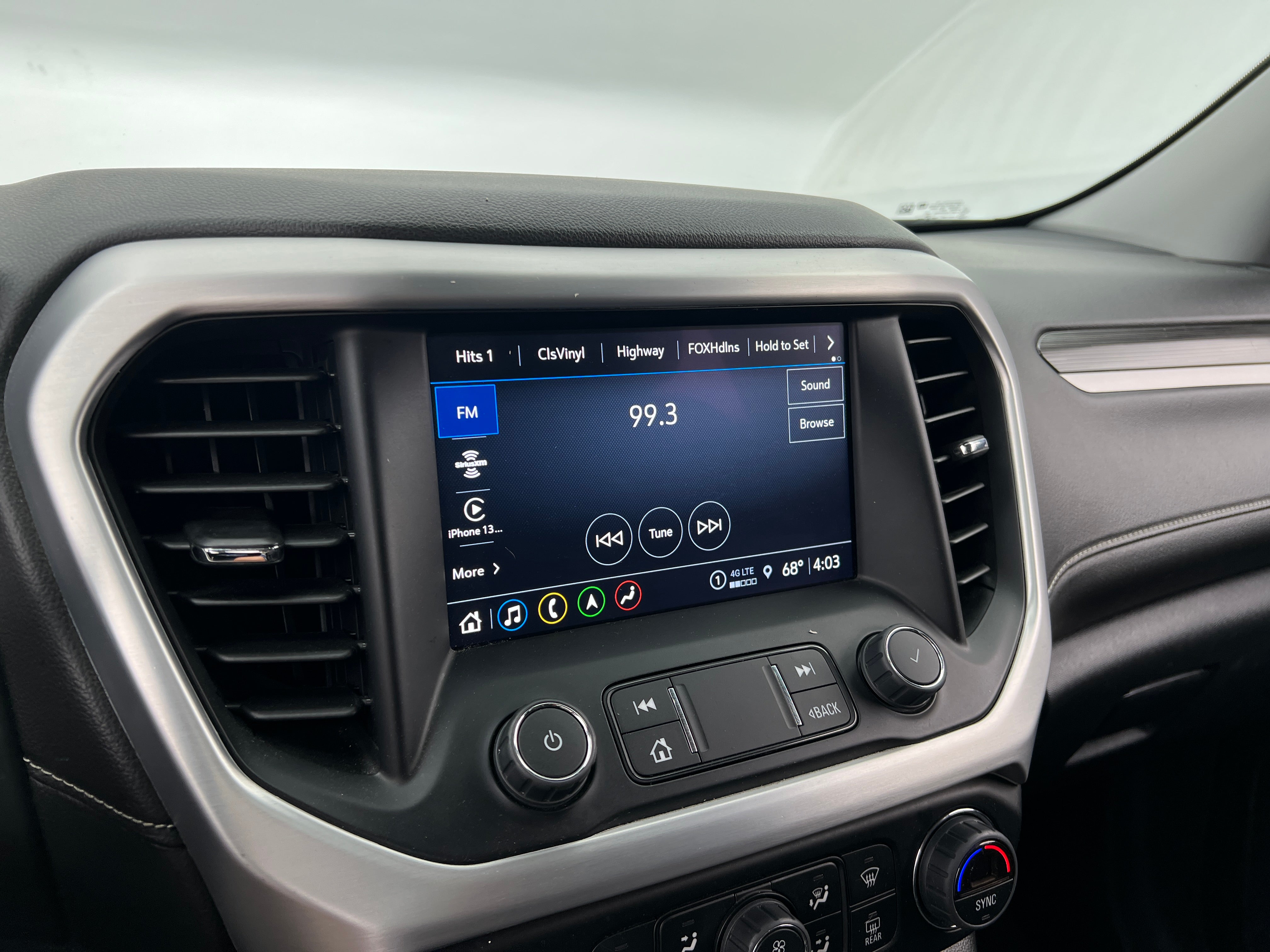 2023 GMC Acadia SLT 3