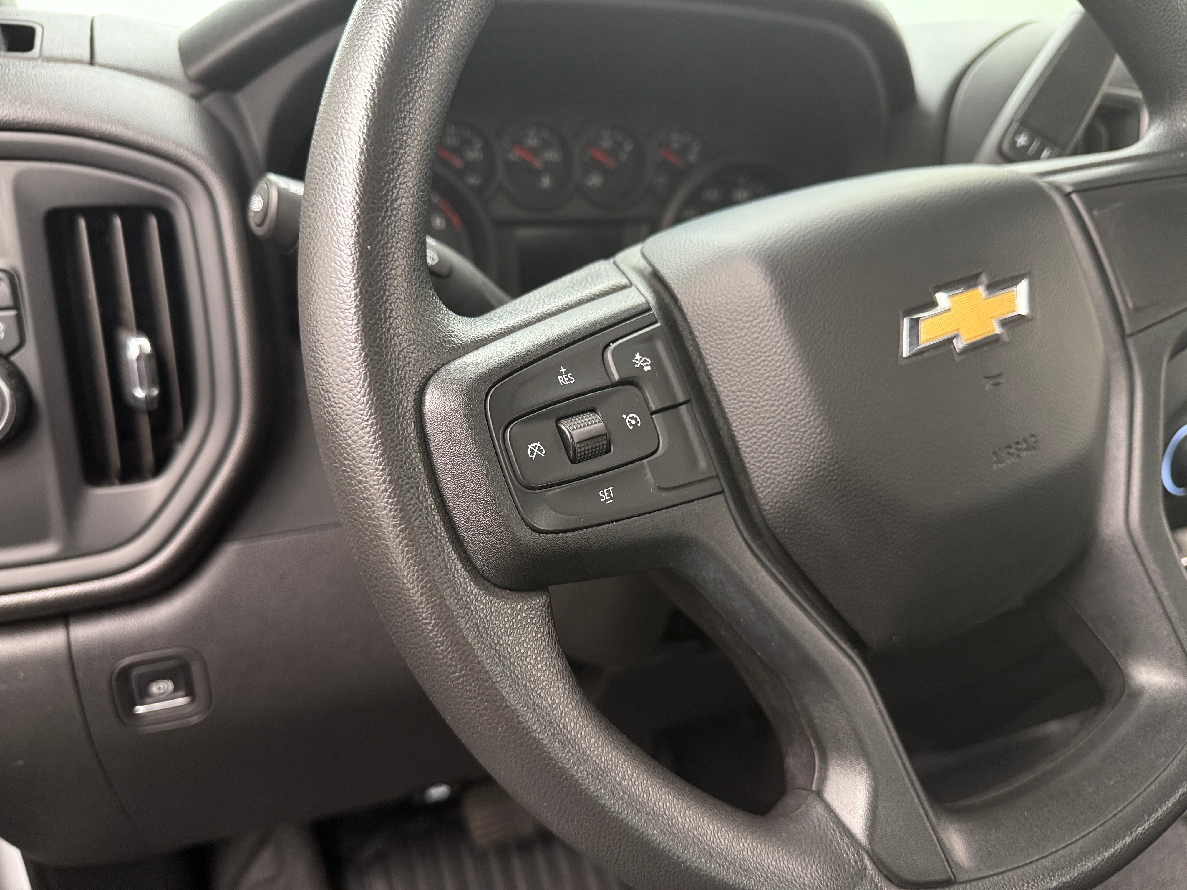 2024 Chevrolet Silverado 1500 Work Truck 4
