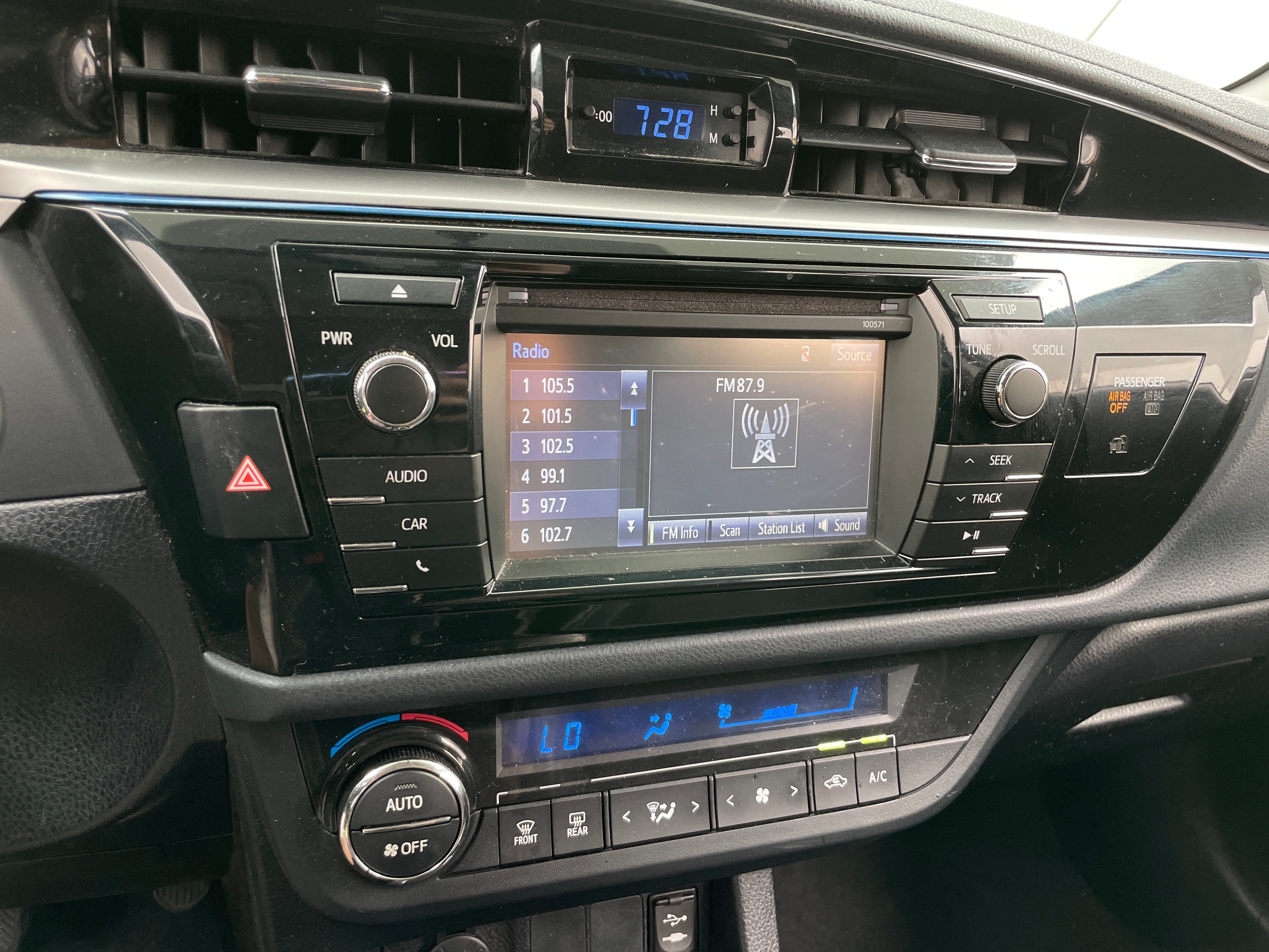 2016 Toyota Corolla S 4