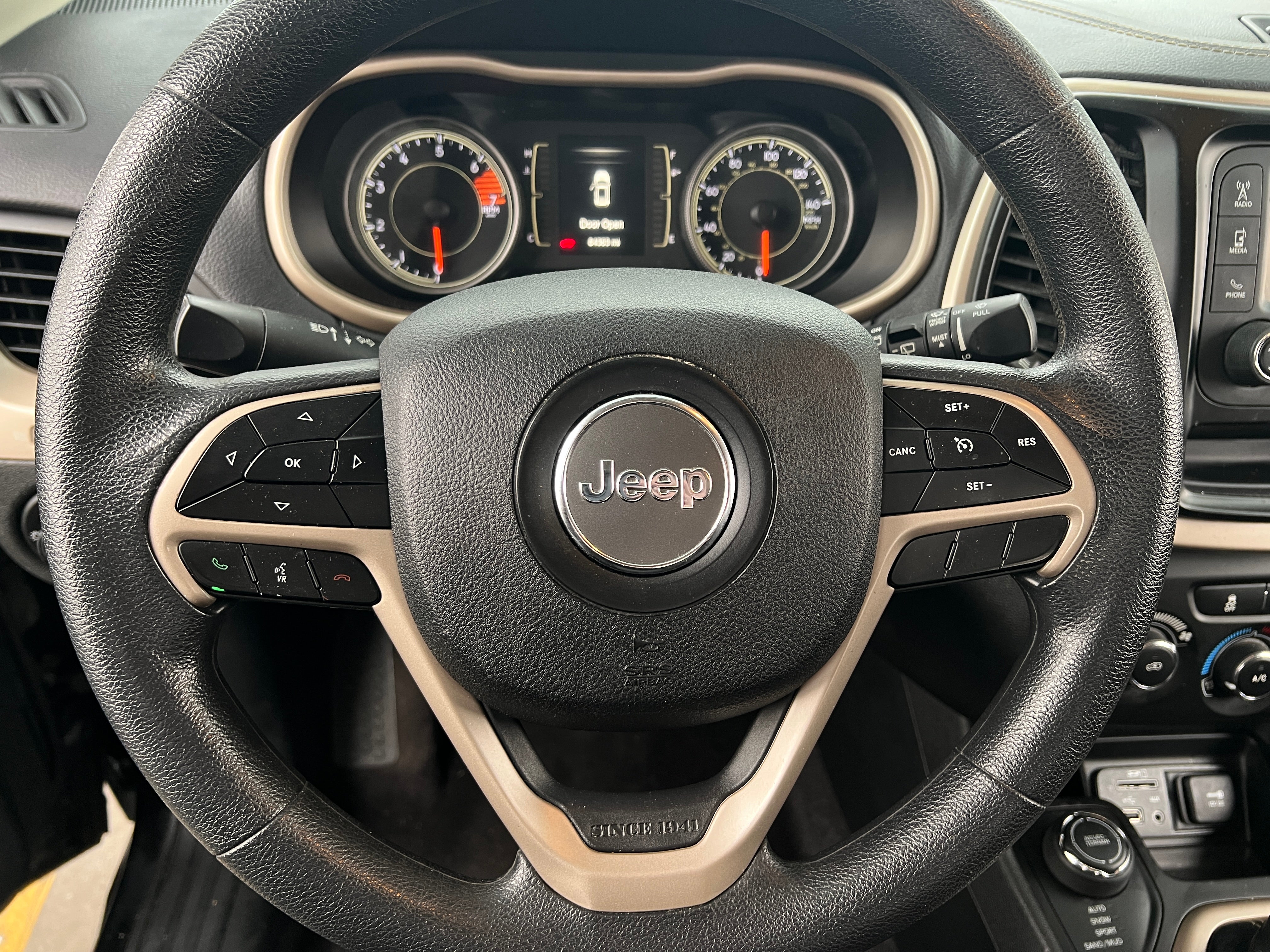 2018 Jeep Cherokee Latitude 5