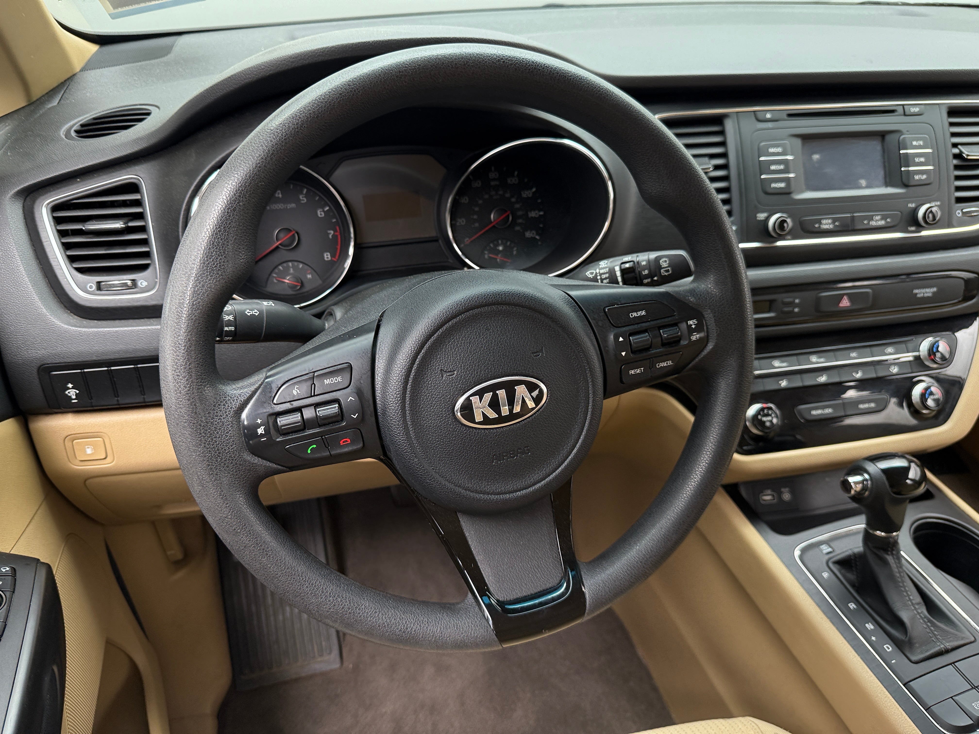 2017 Kia Sedona LX 5
