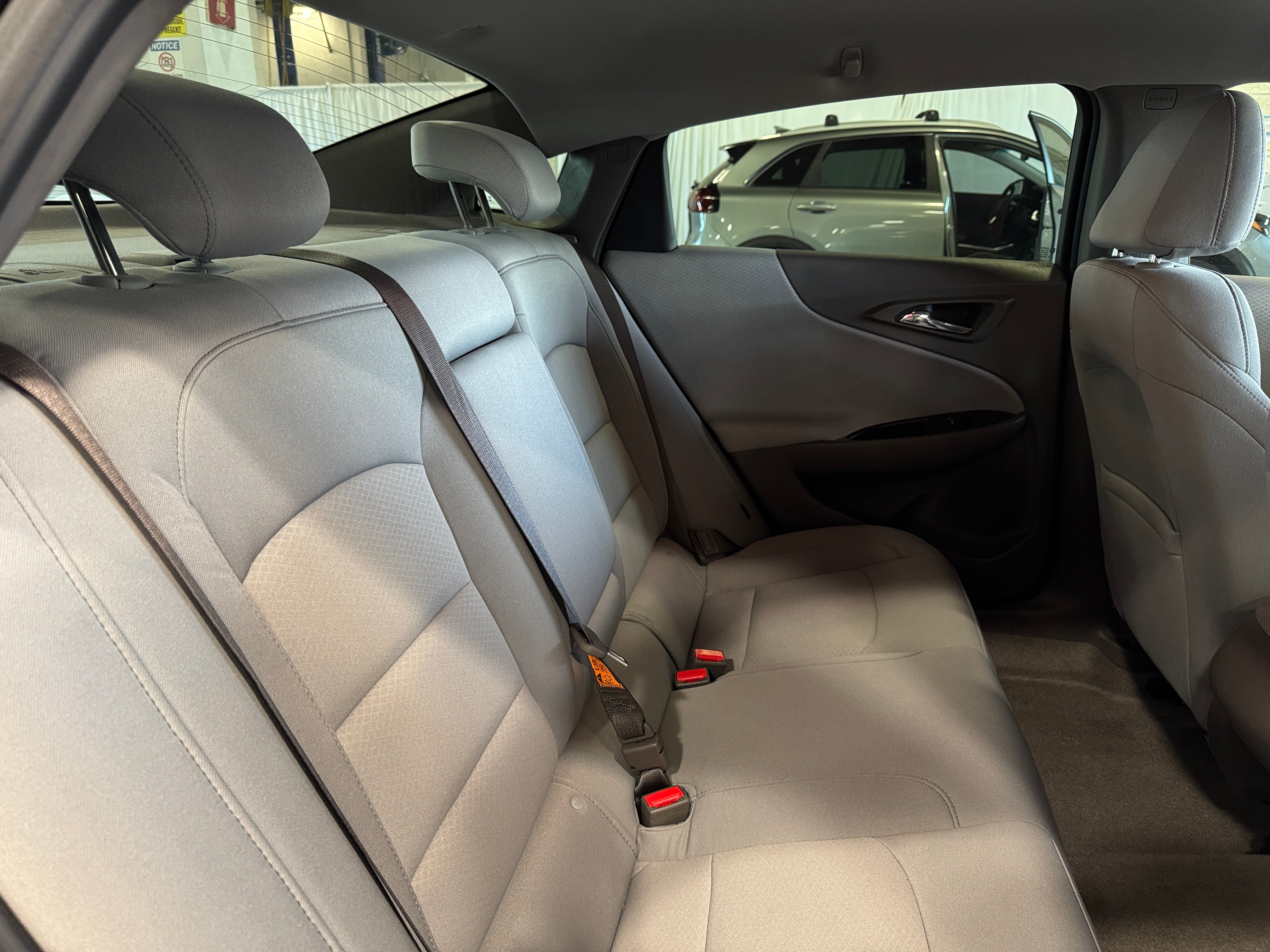 2016 Chevrolet Malibu LS 6
