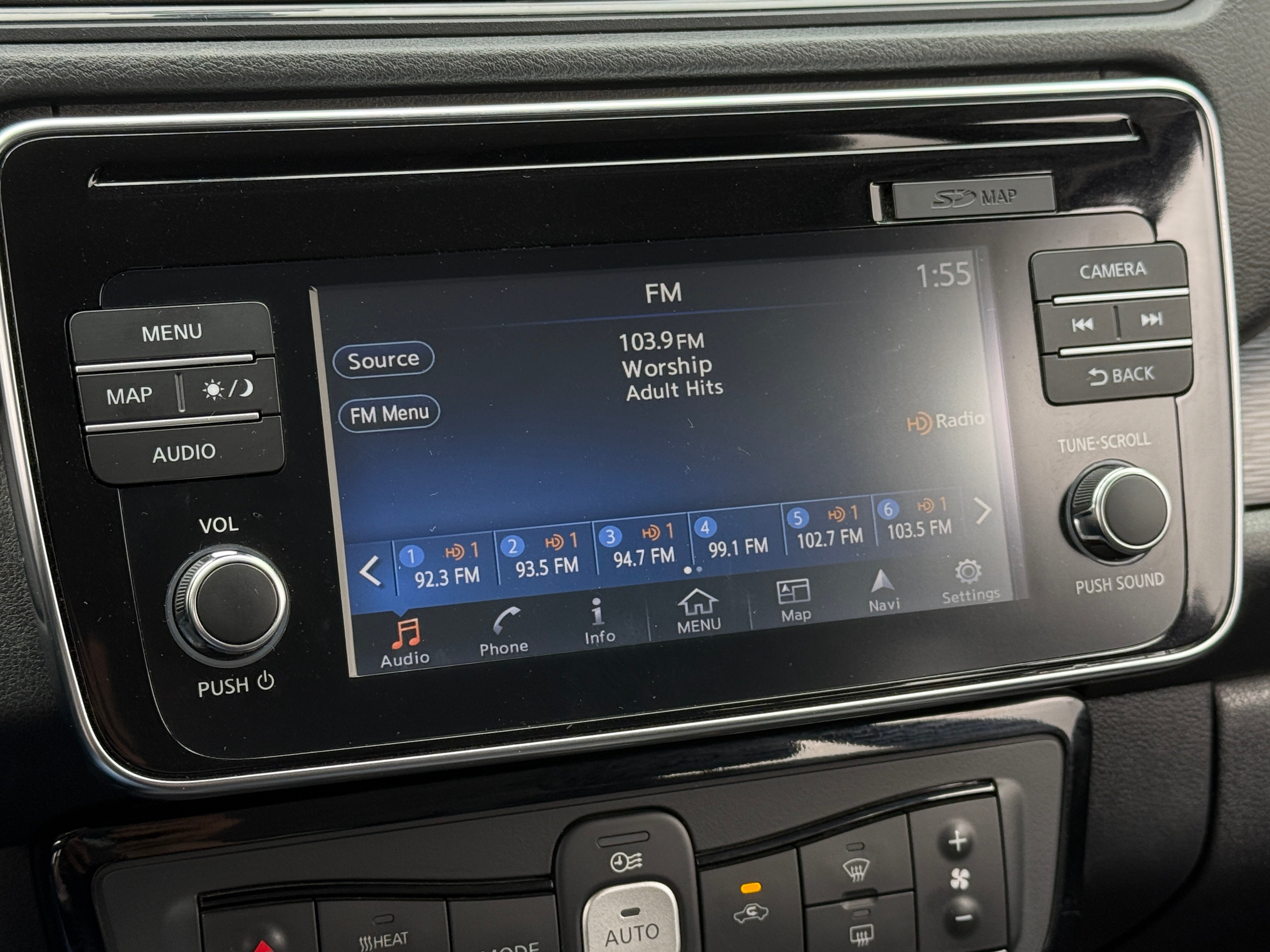 2018 Nissan Leaf SL 3