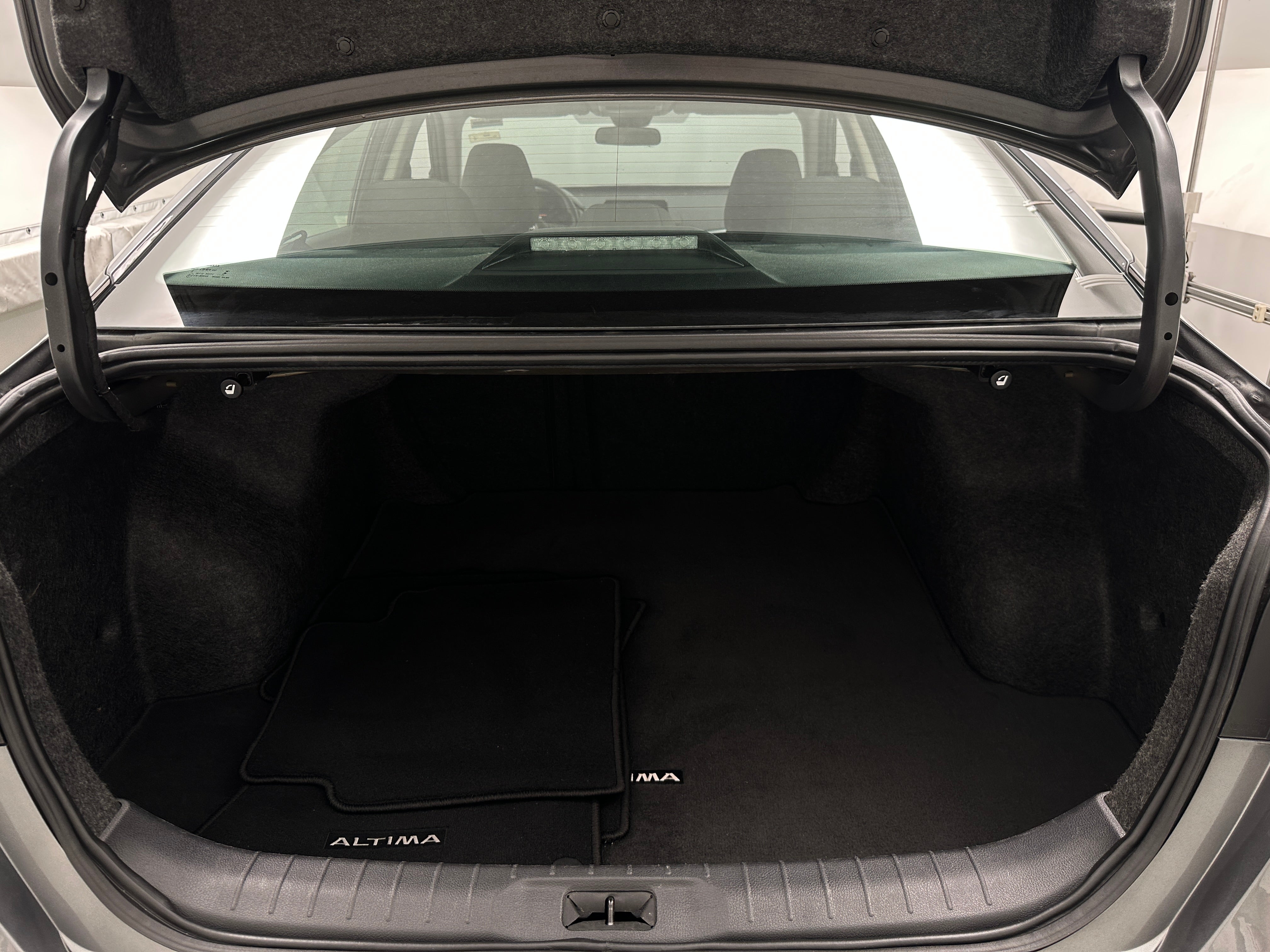 2024 Nissan Altima S 7