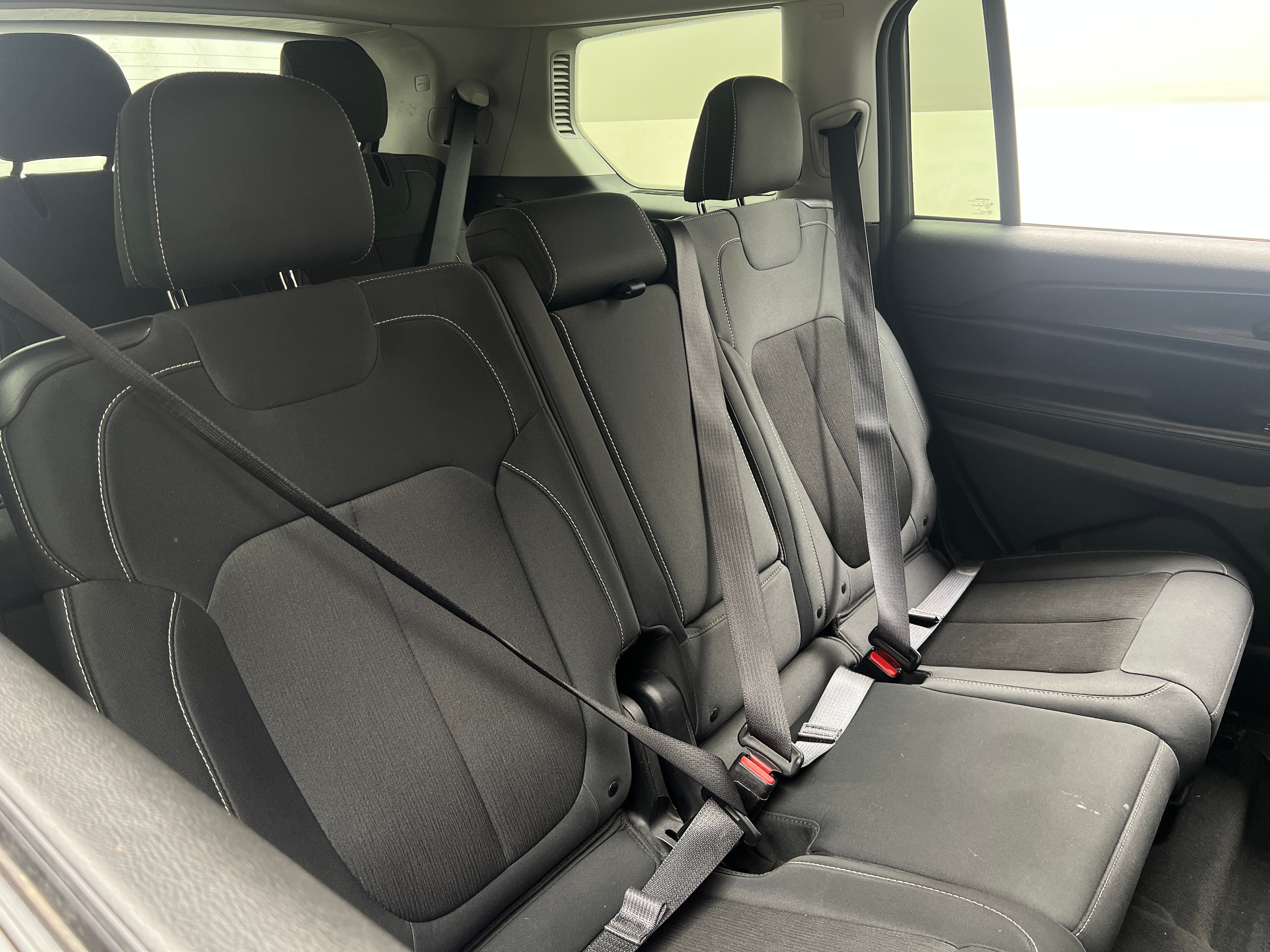 2023 Jeep Grand Cherokee L Laredo 6
