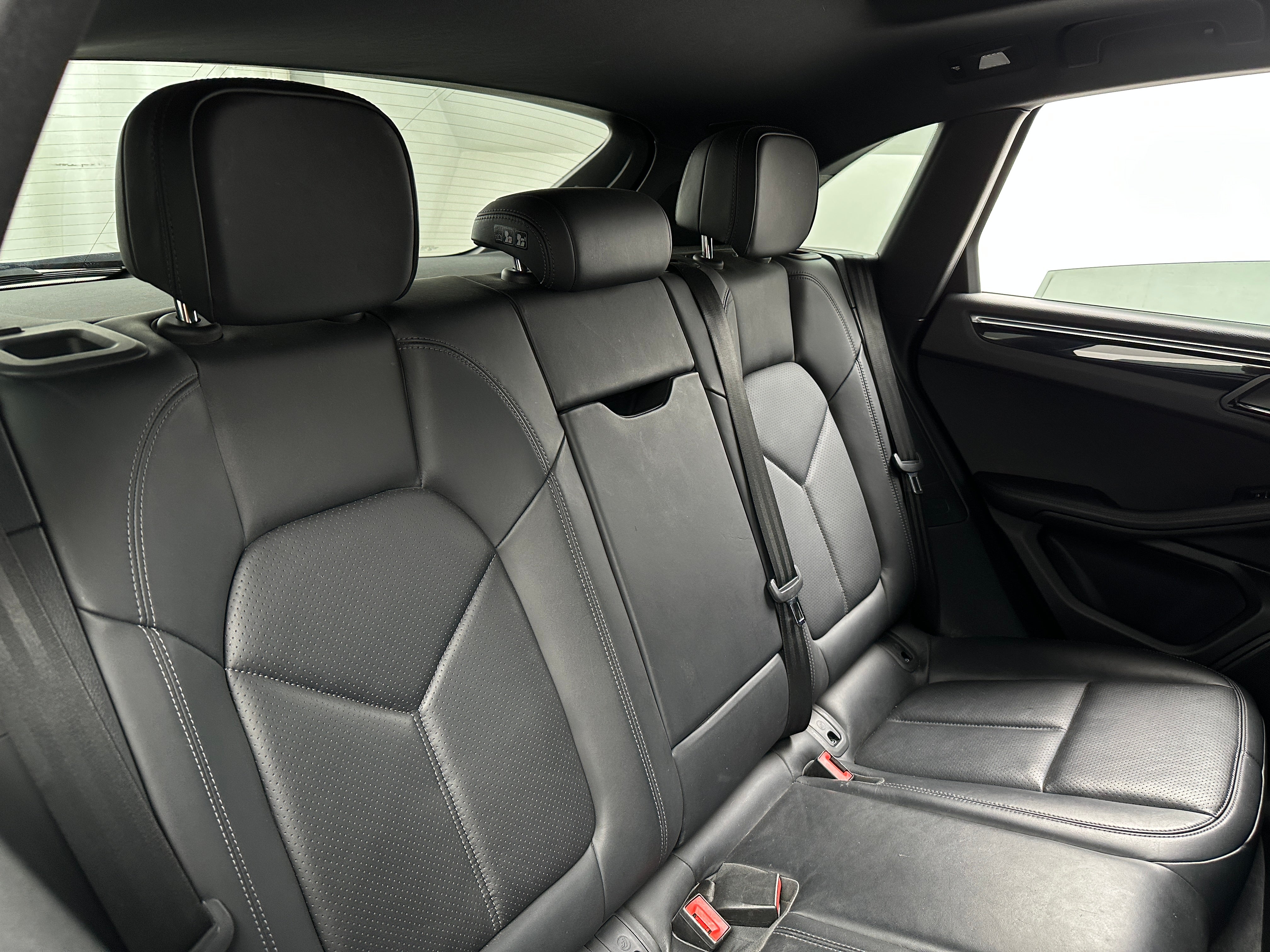 2019 Porsche Macan S 5
