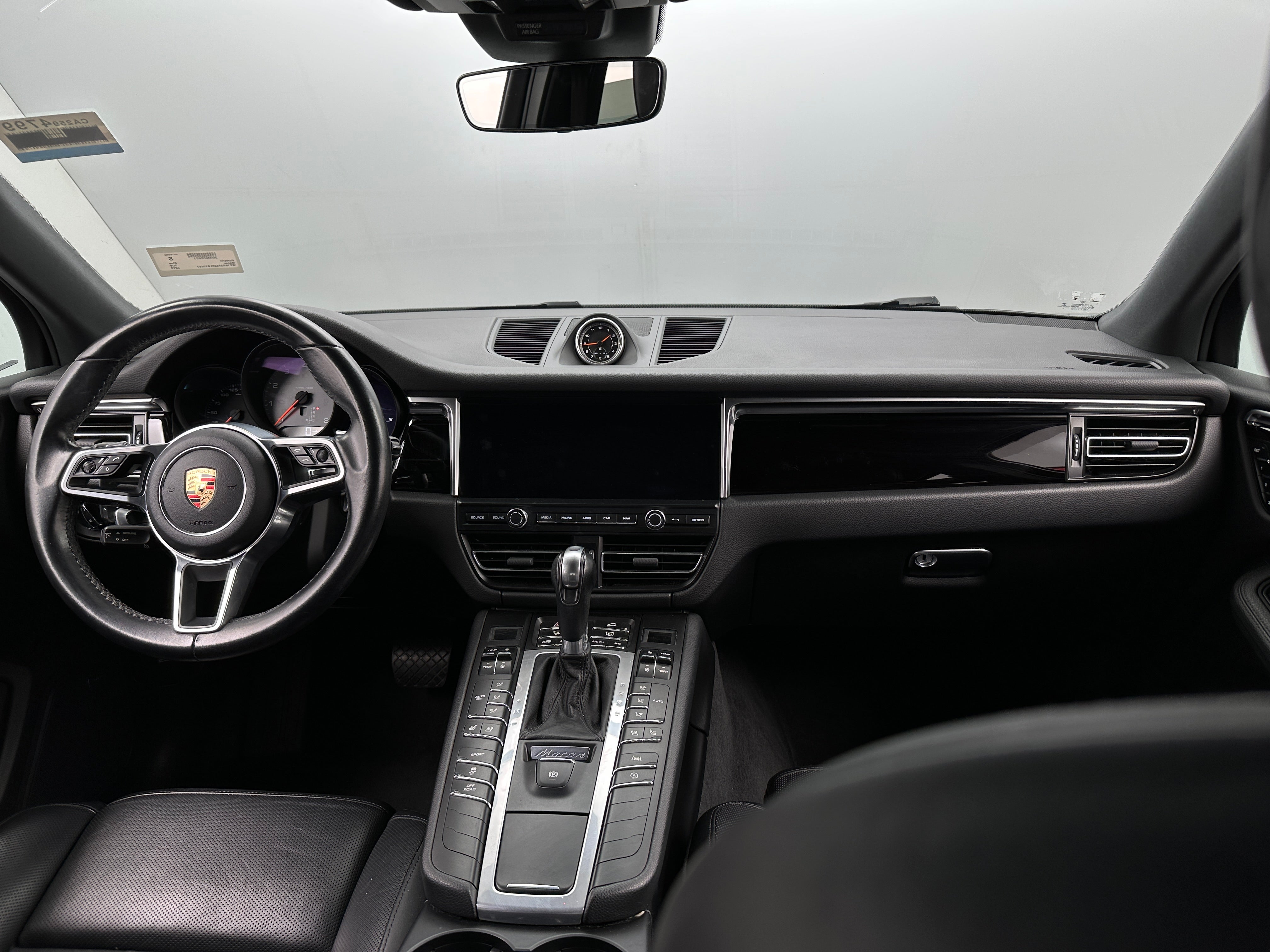 2019 Porsche Macan S 2