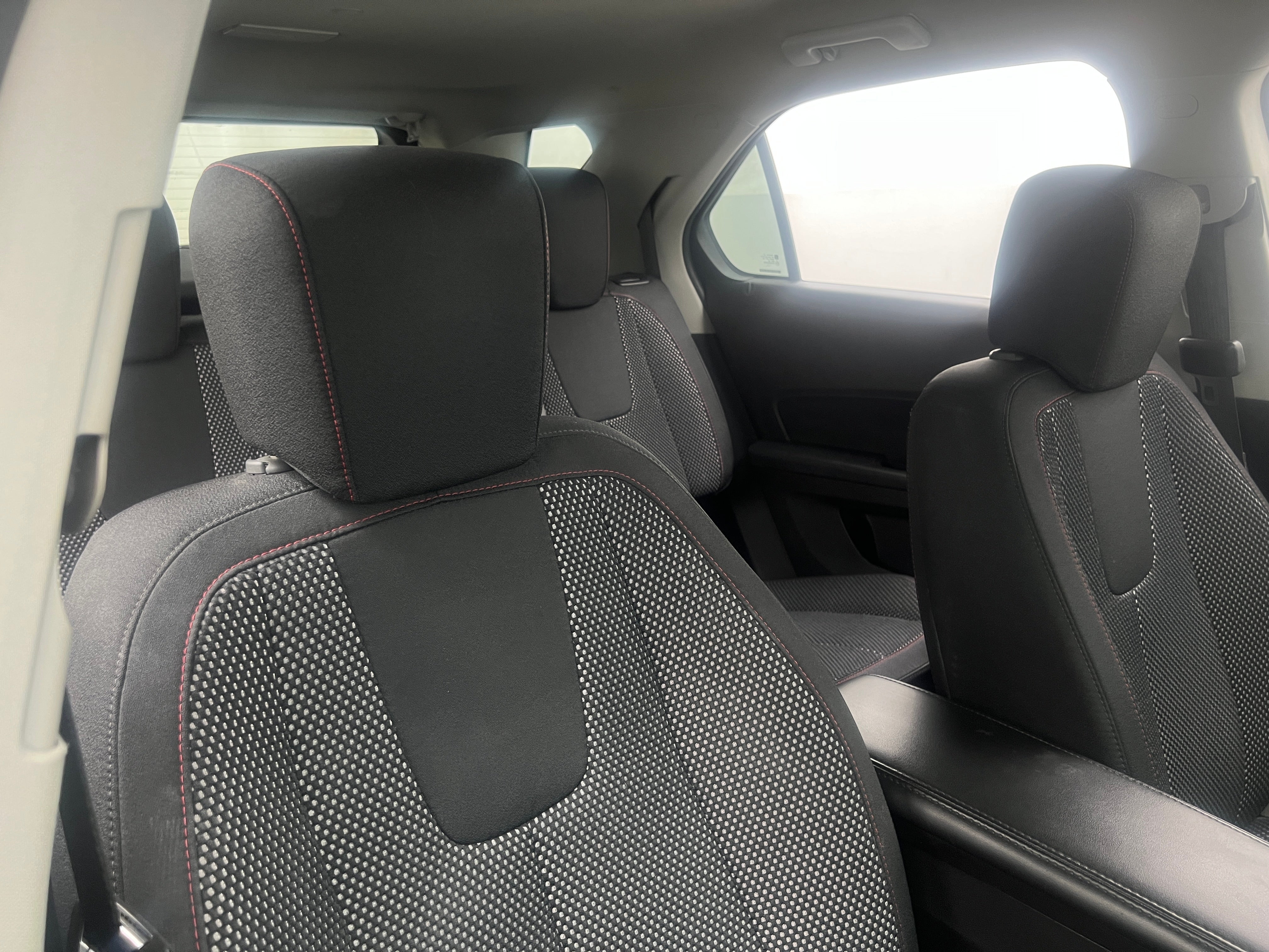 2017 Chevrolet Equinox LT 2