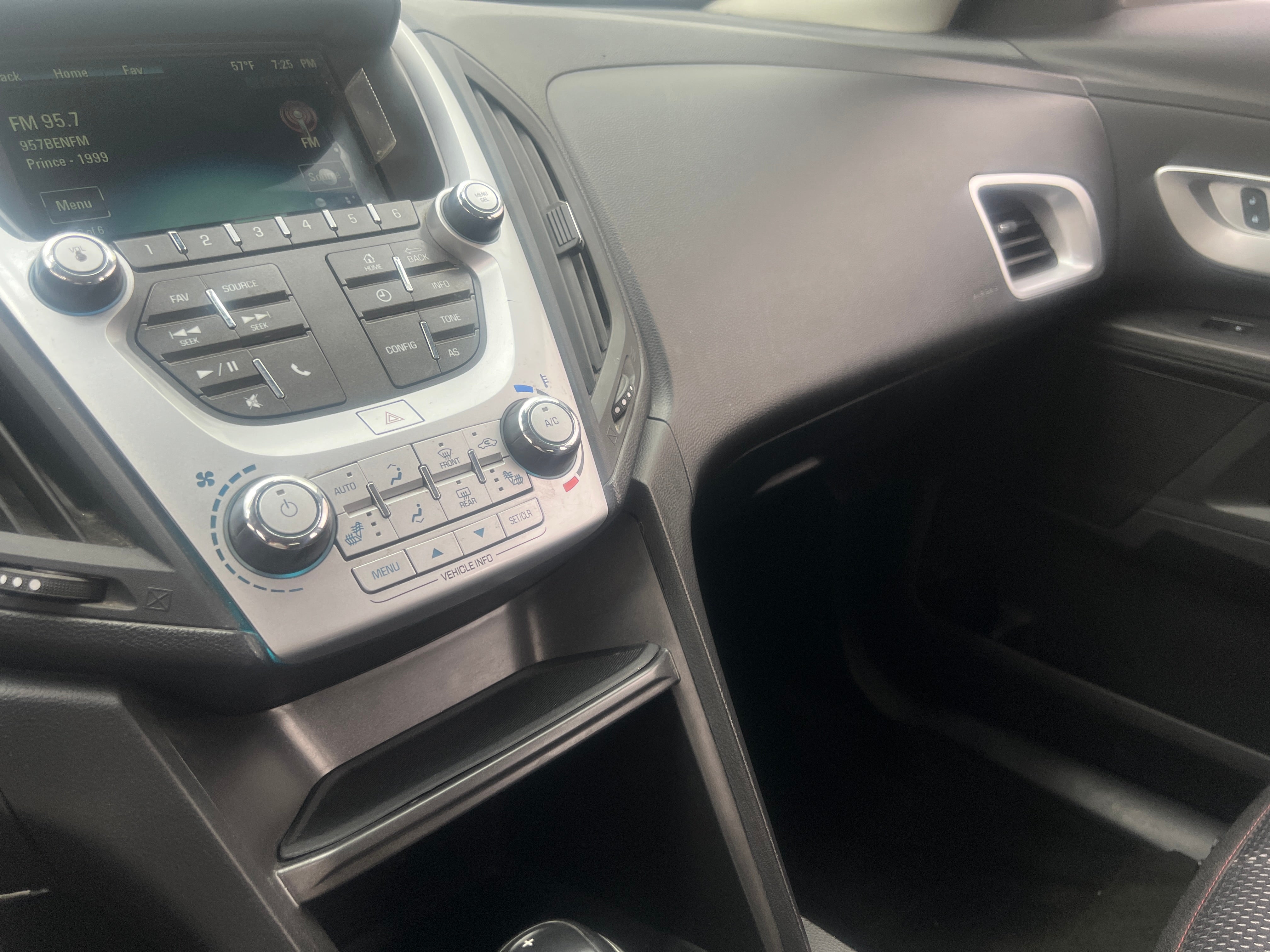 2017 Chevrolet Equinox LT 4