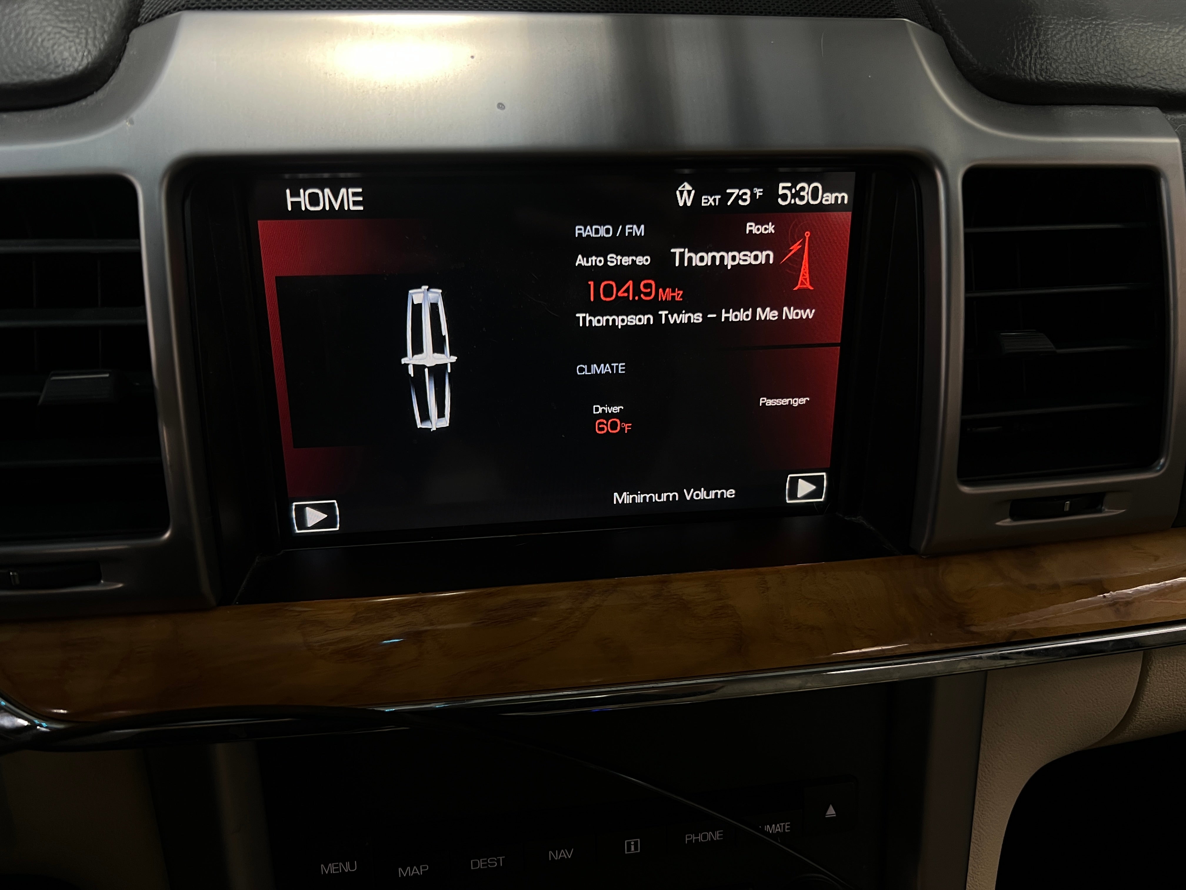 2012 Lincoln MKZ Base 3