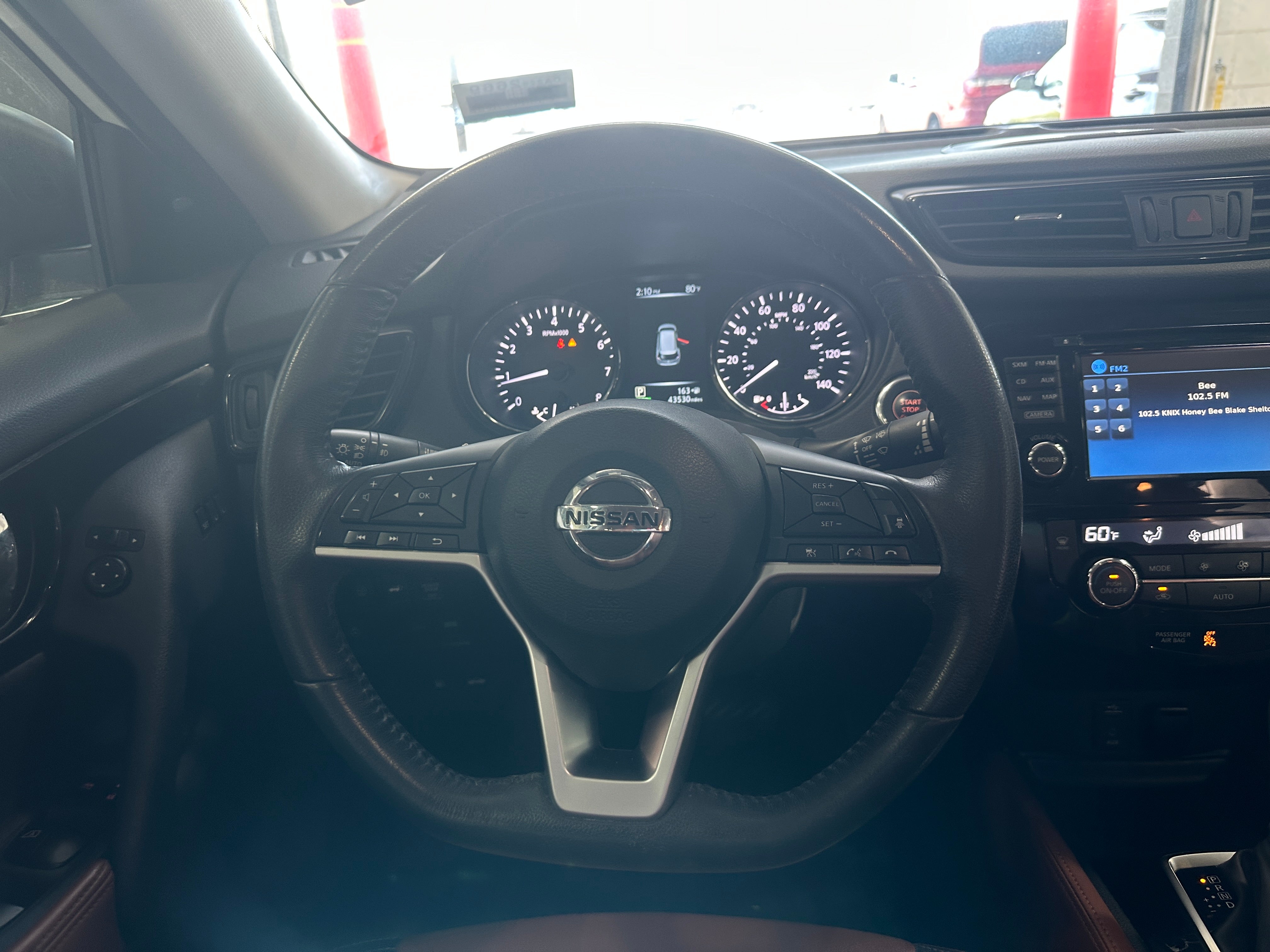 2017 Nissan Rogue SL 4