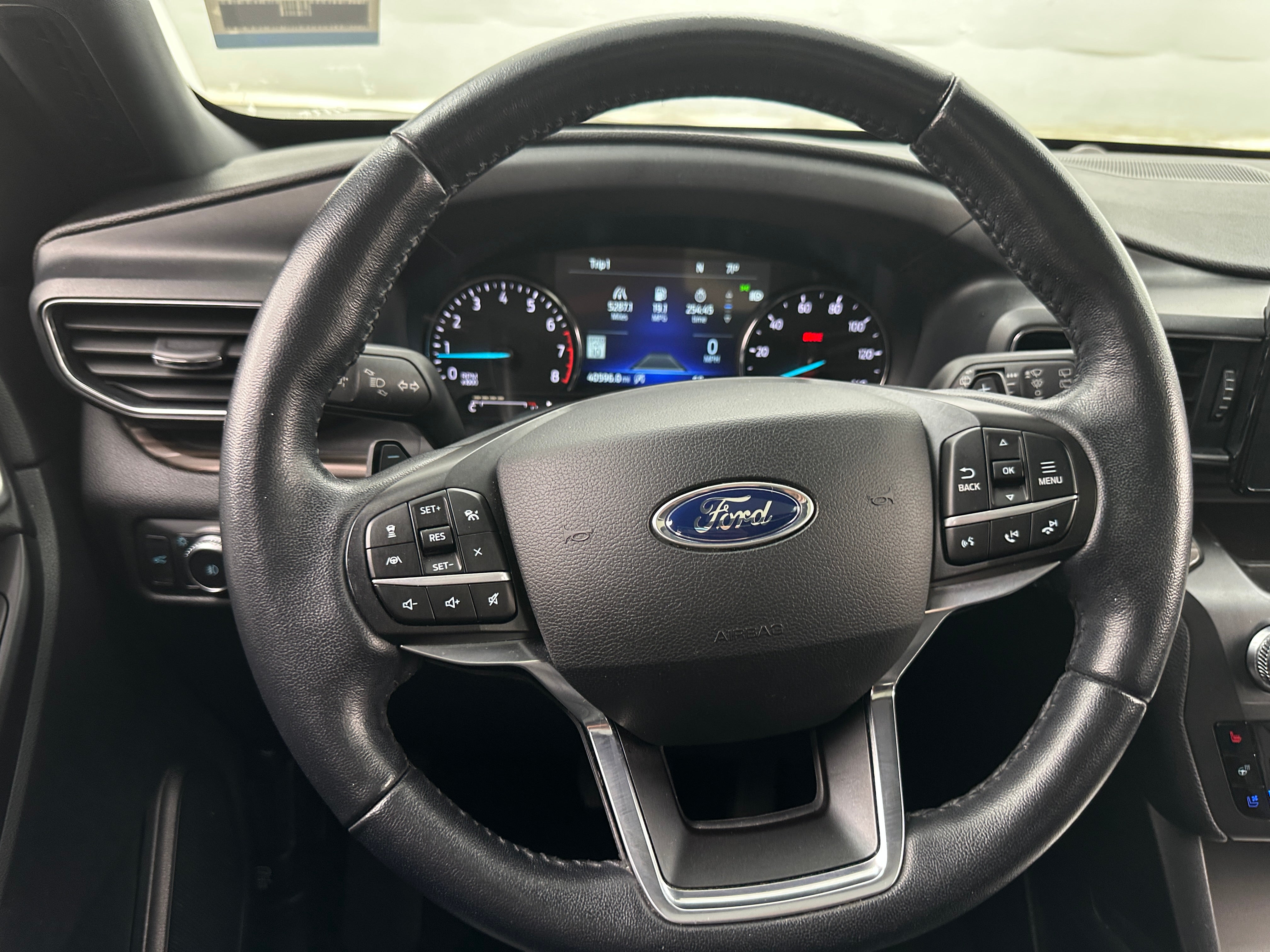 2020 Ford Explorer Limited 4
