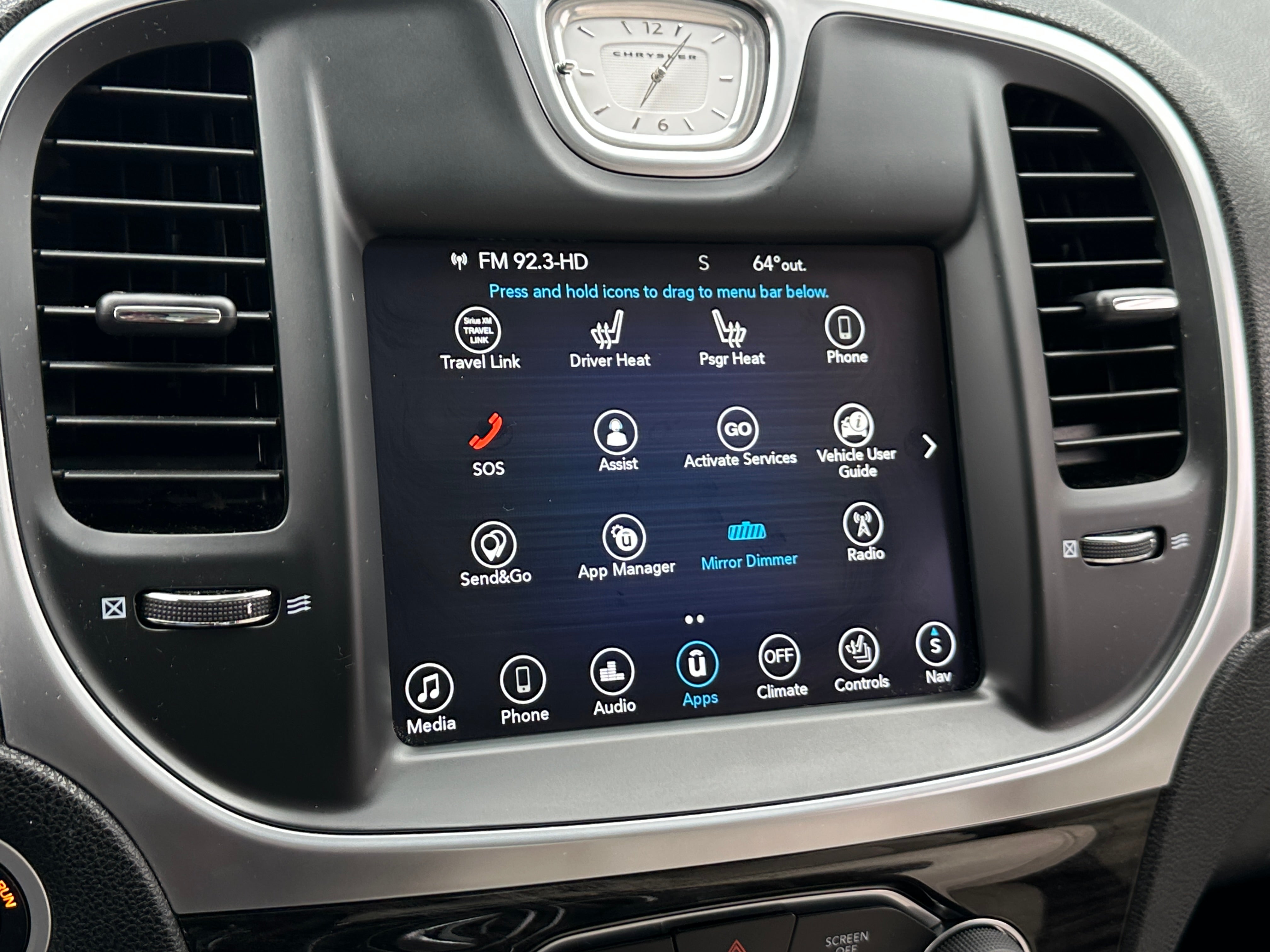 2017 Chrysler 300 Limited Edition 3