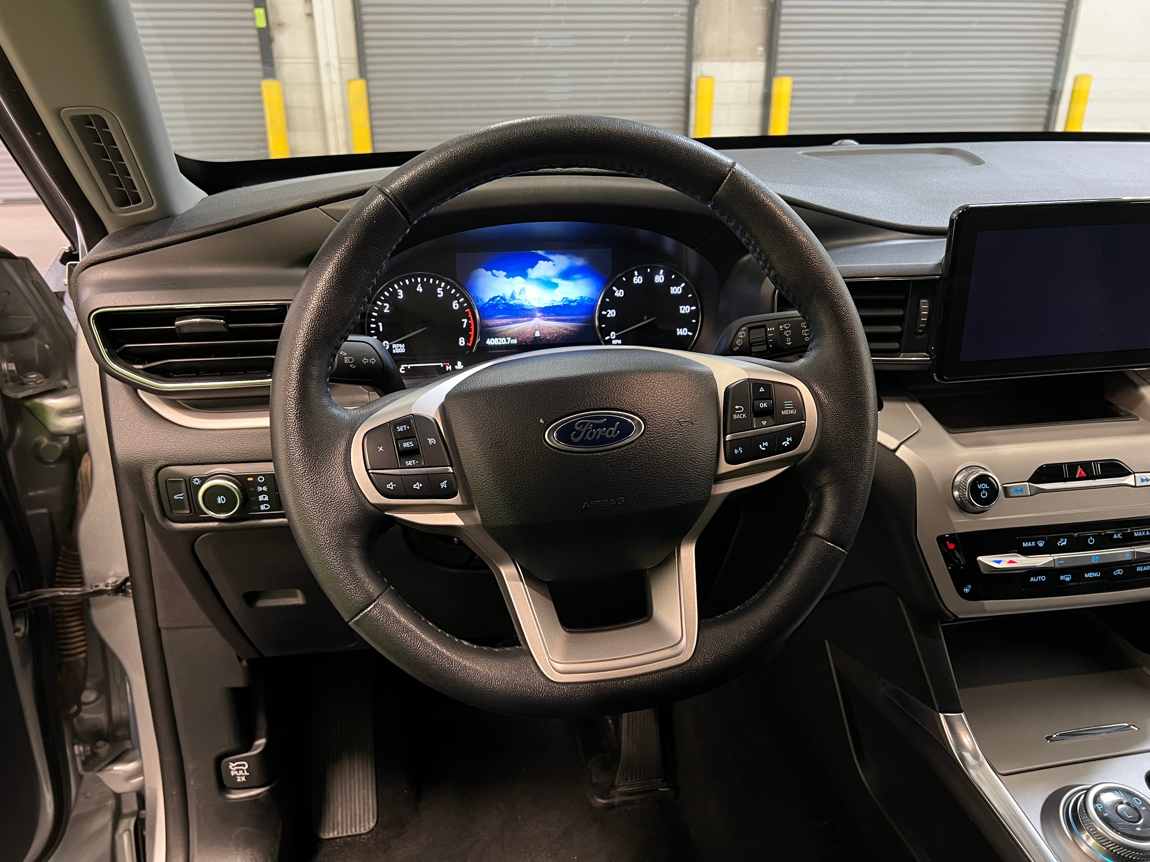 2024 Ford Explorer XLT 5