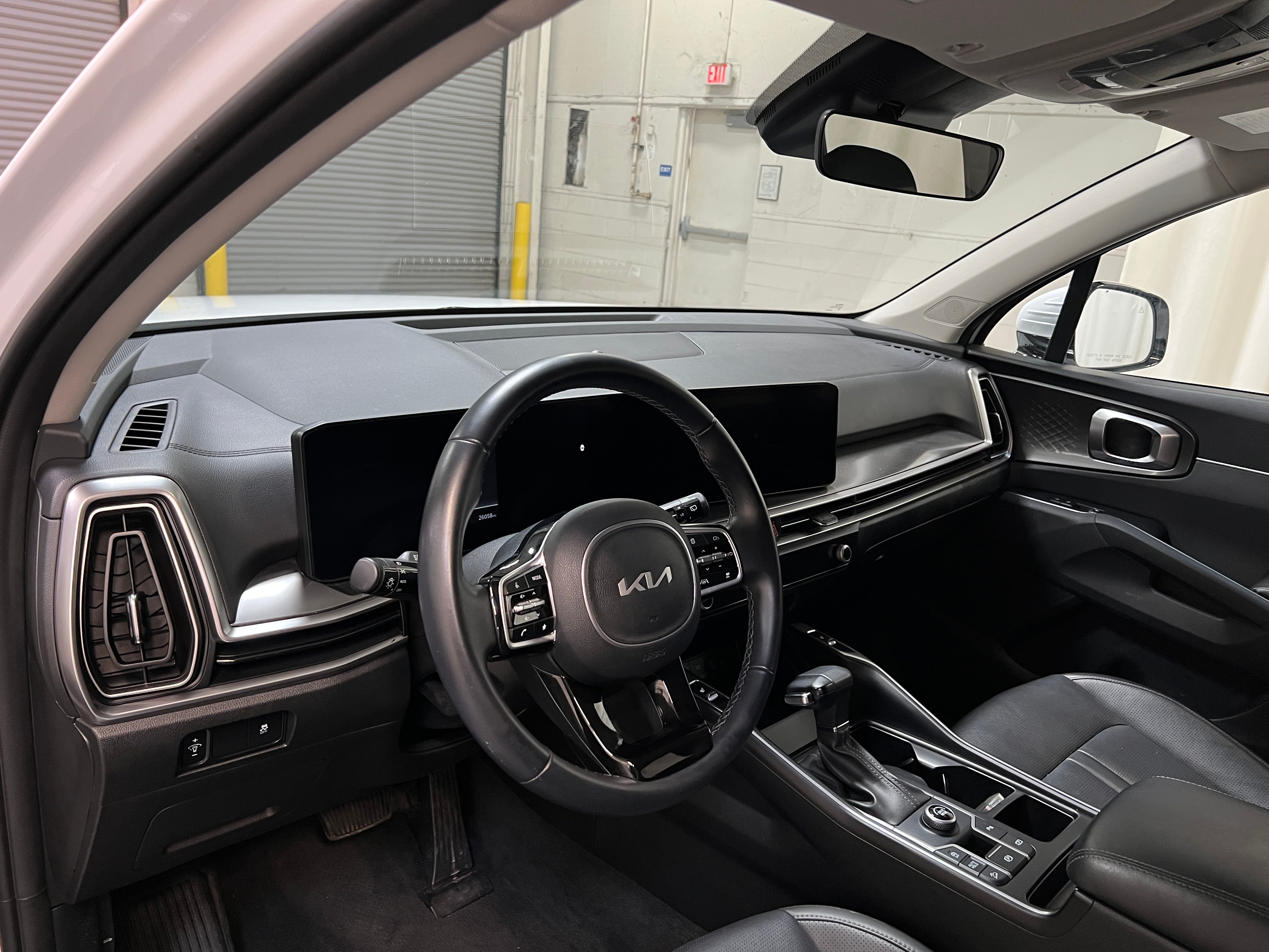 2024 Kia Sorento S 2