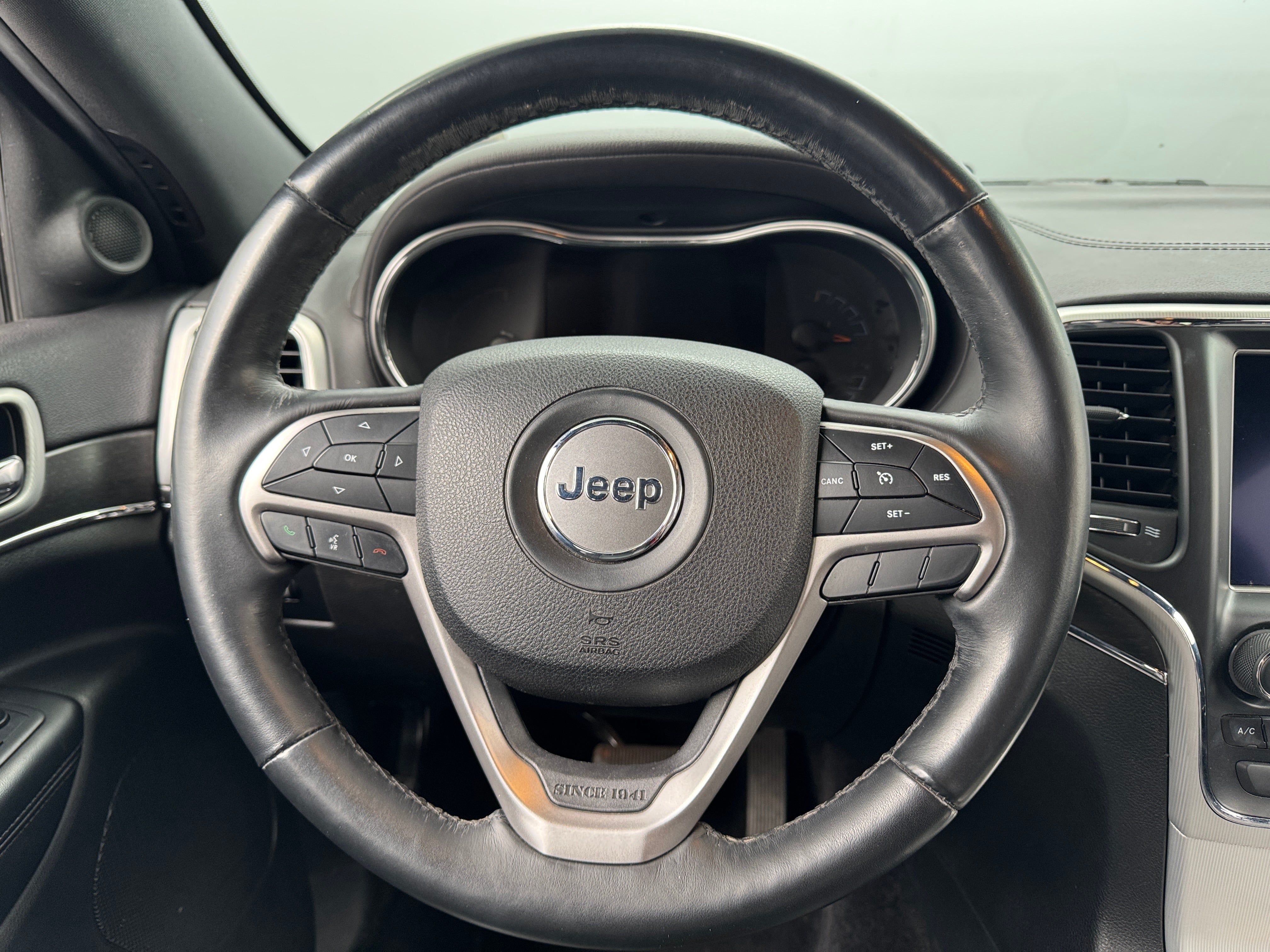 2018 Jeep Grand Cherokee Sterling Edition 4