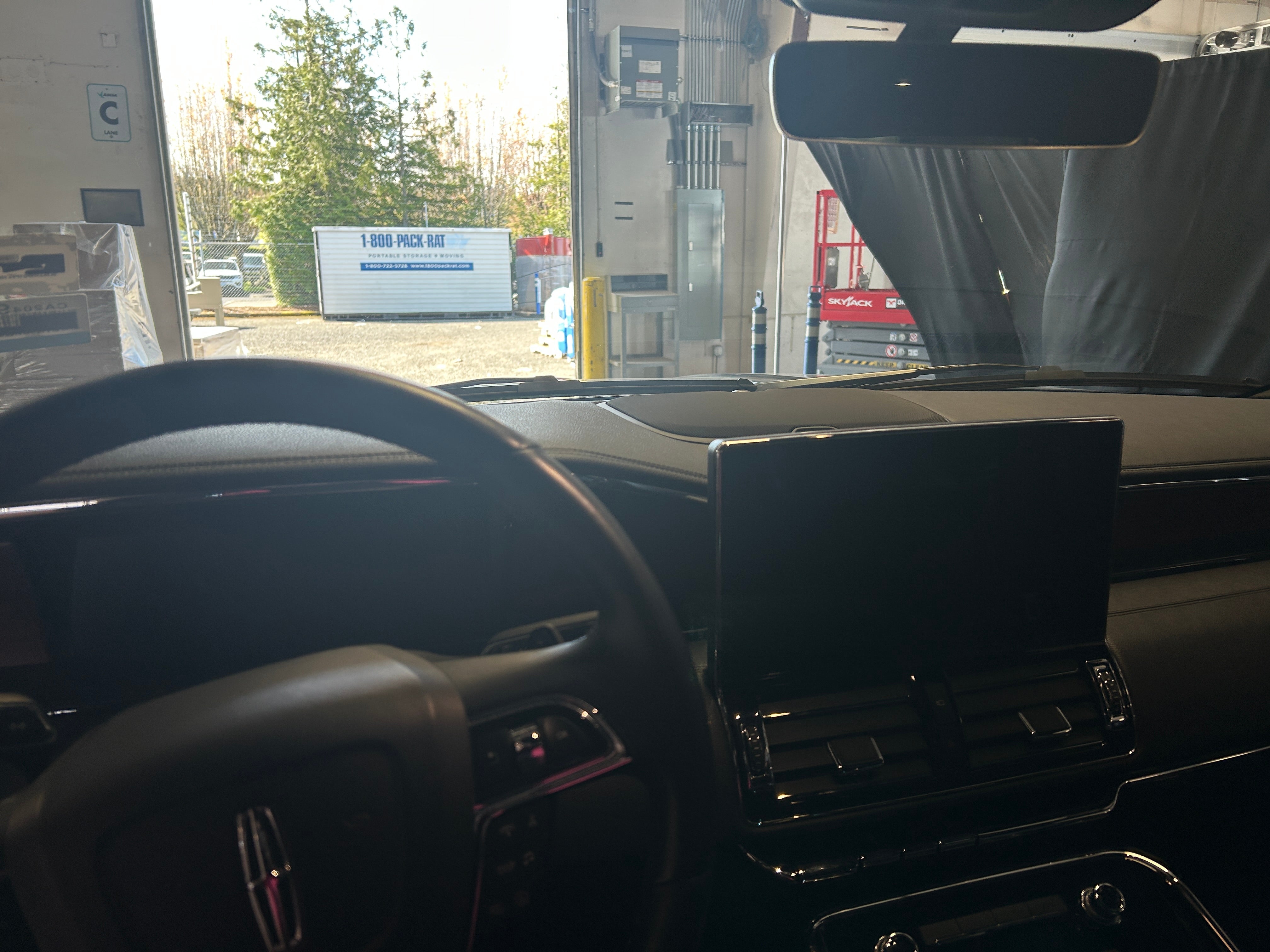 2023 Lincoln Navigator Standard 2