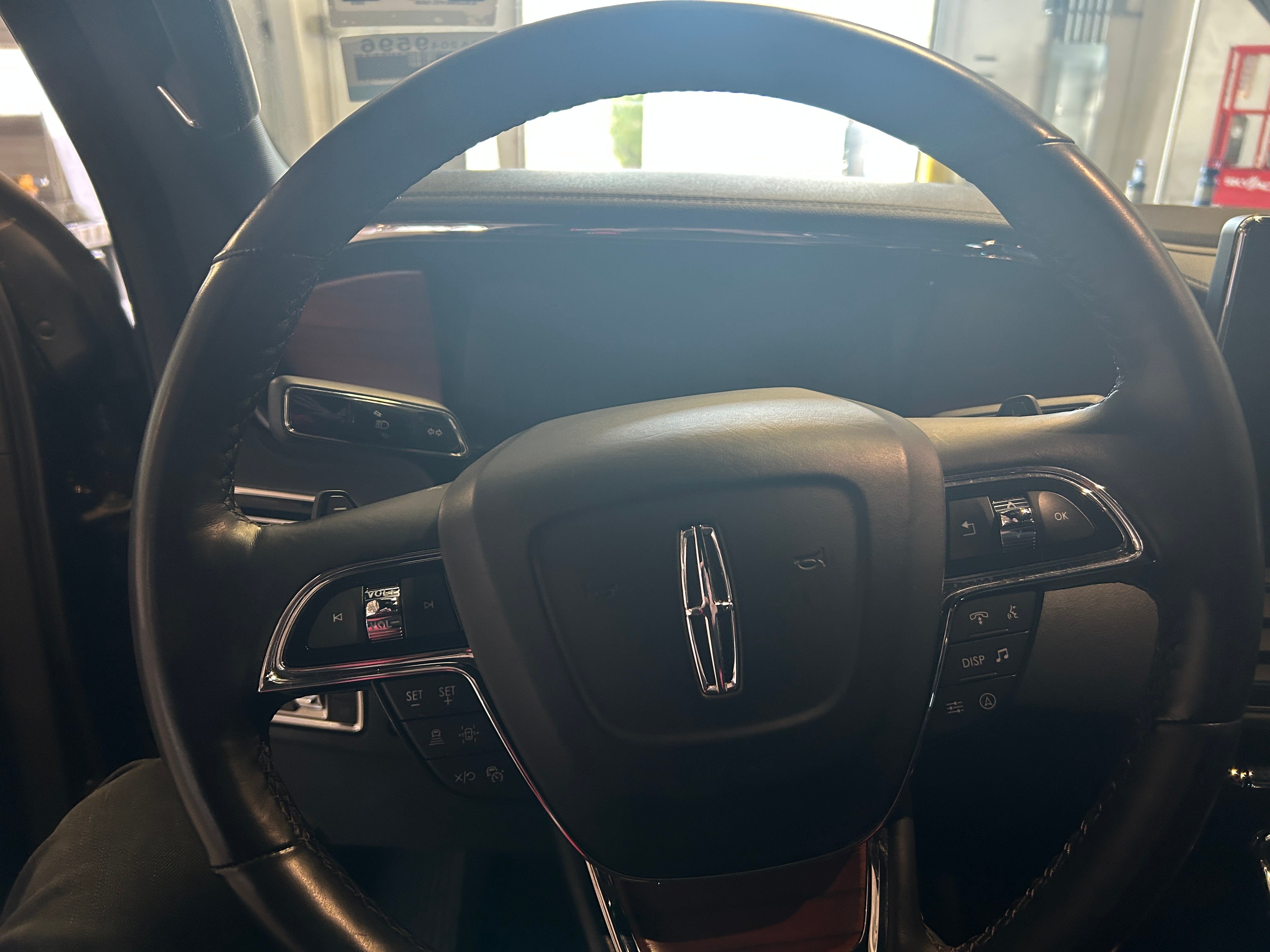 2023 Lincoln Navigator Standard 4