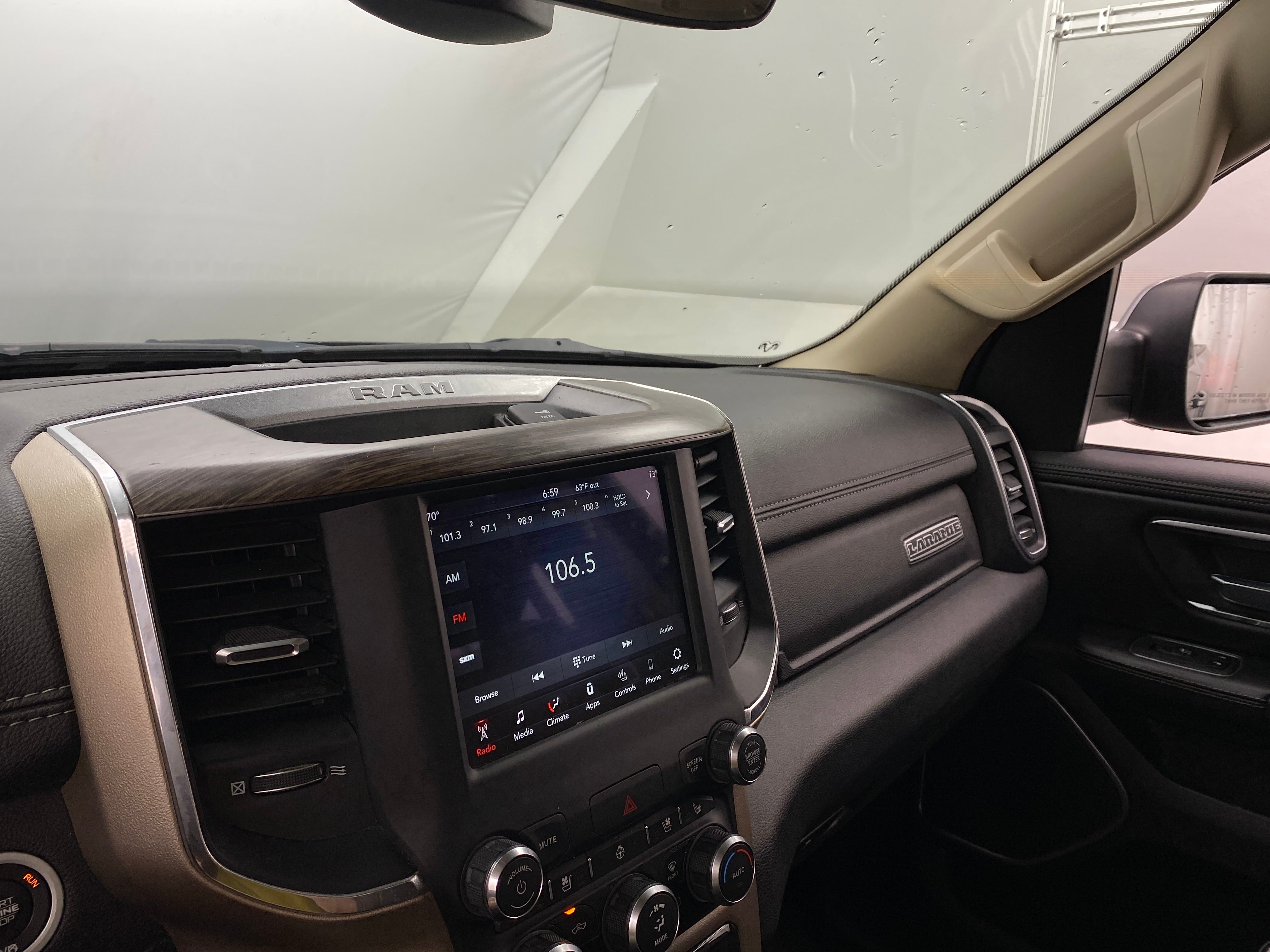 2019 RAM 1500 Laramie 3