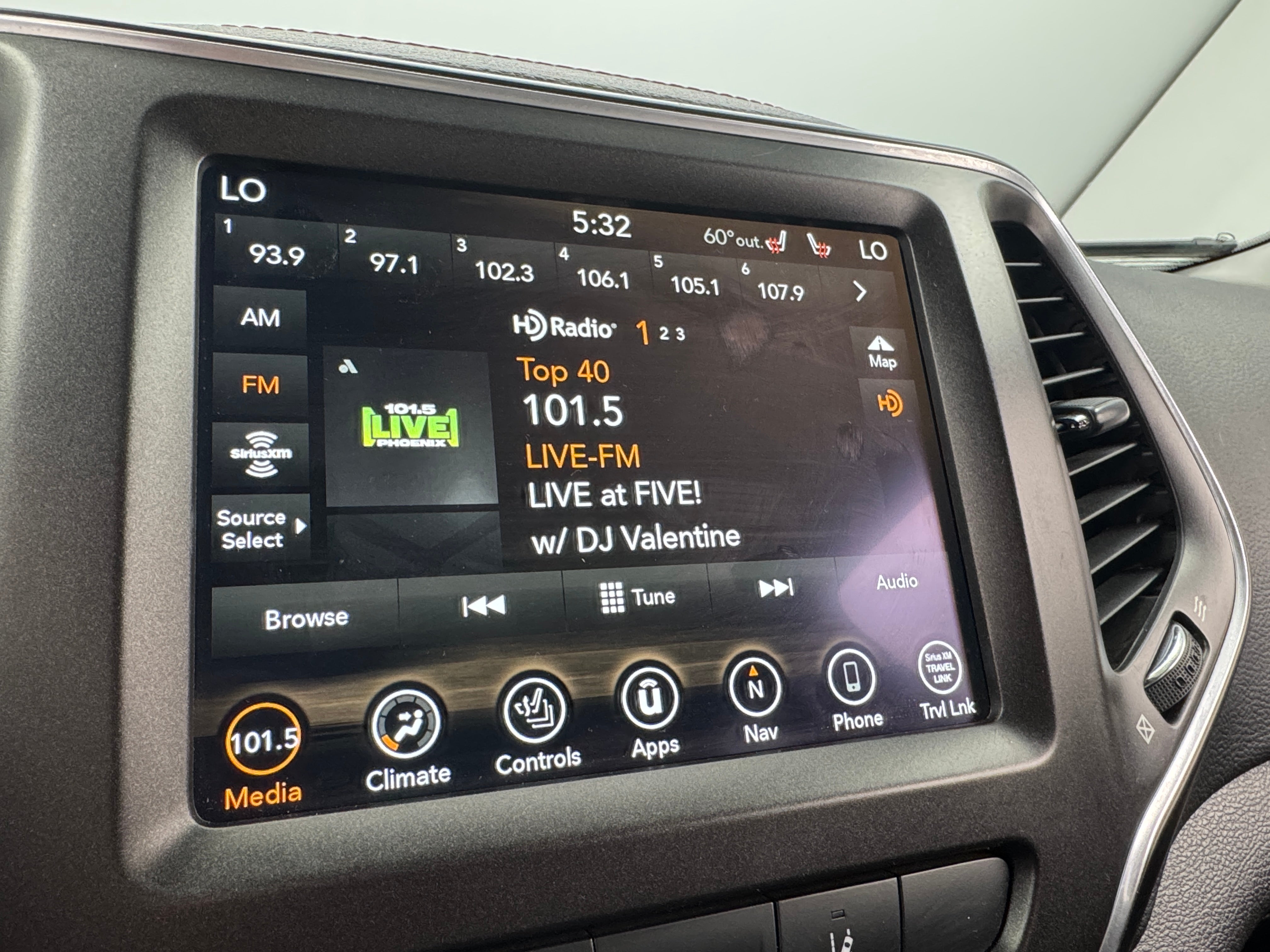 2021 Jeep Cherokee Trailhawk 4