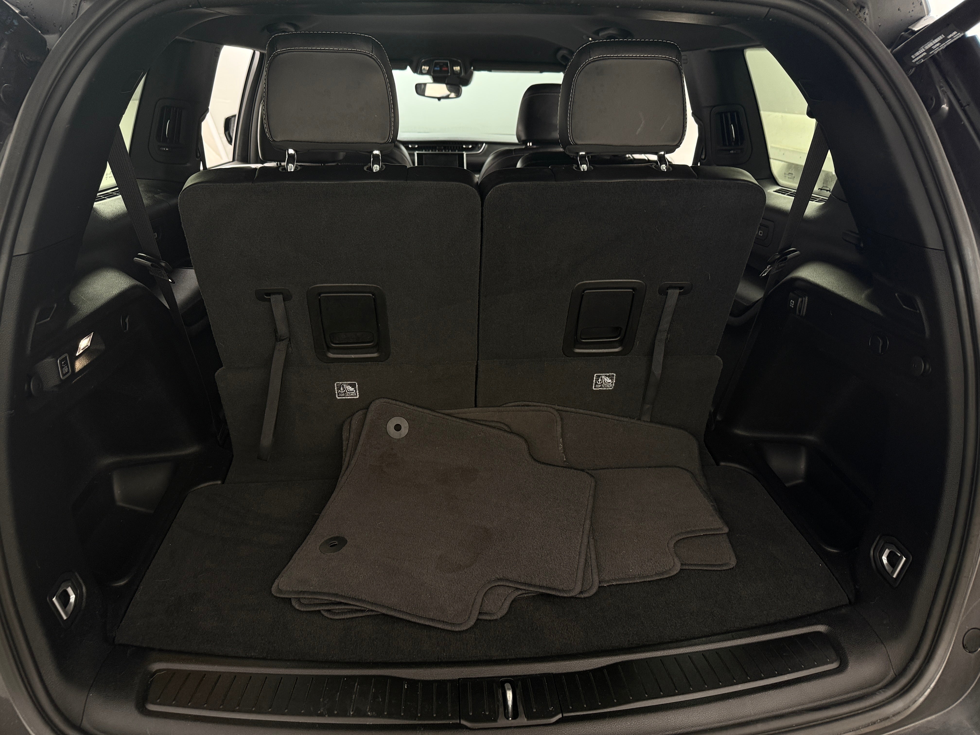 2022 Jeep Grand Cherokee L Altitude 6