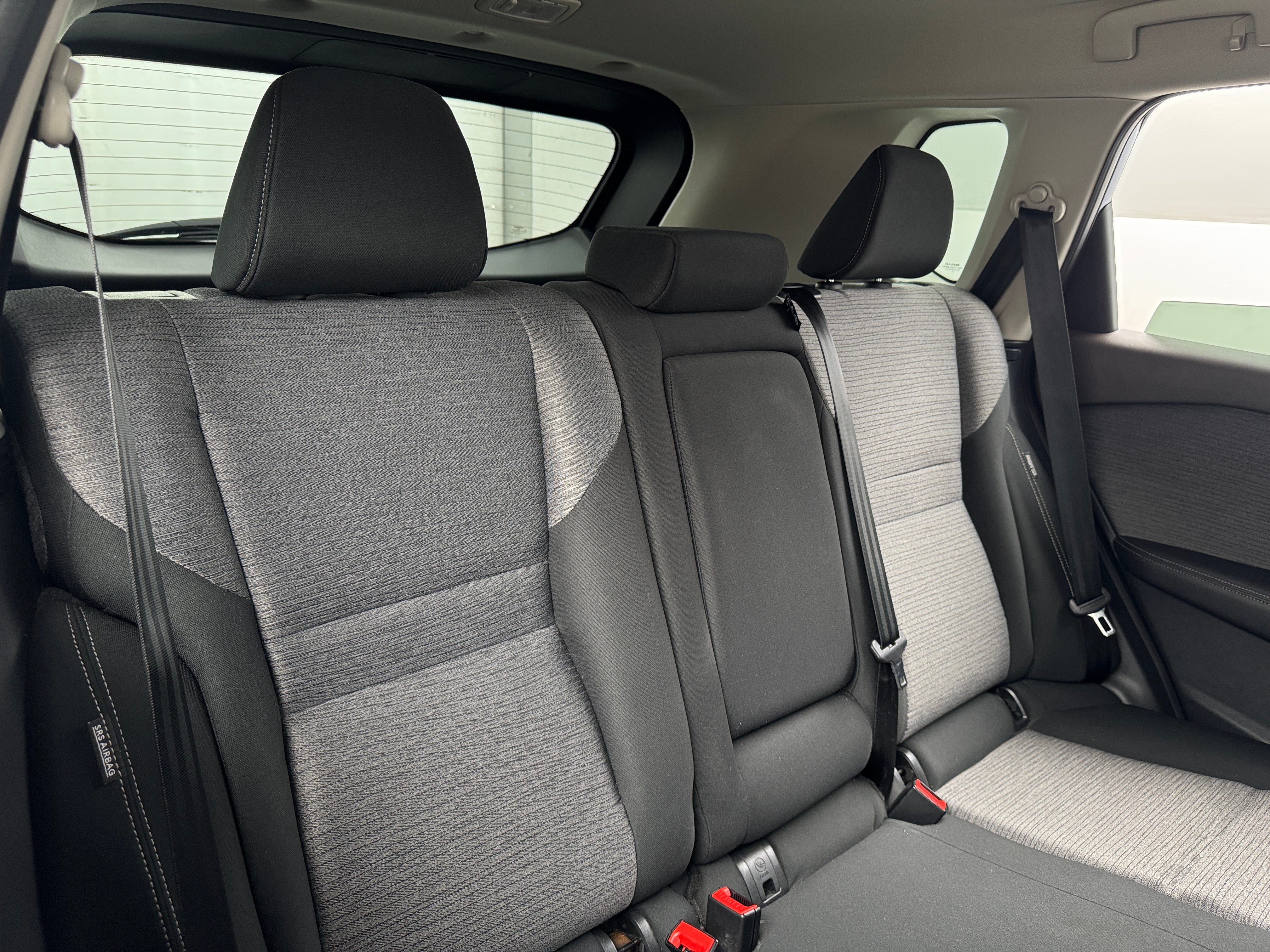 2023 Nissan Rogue SV 6