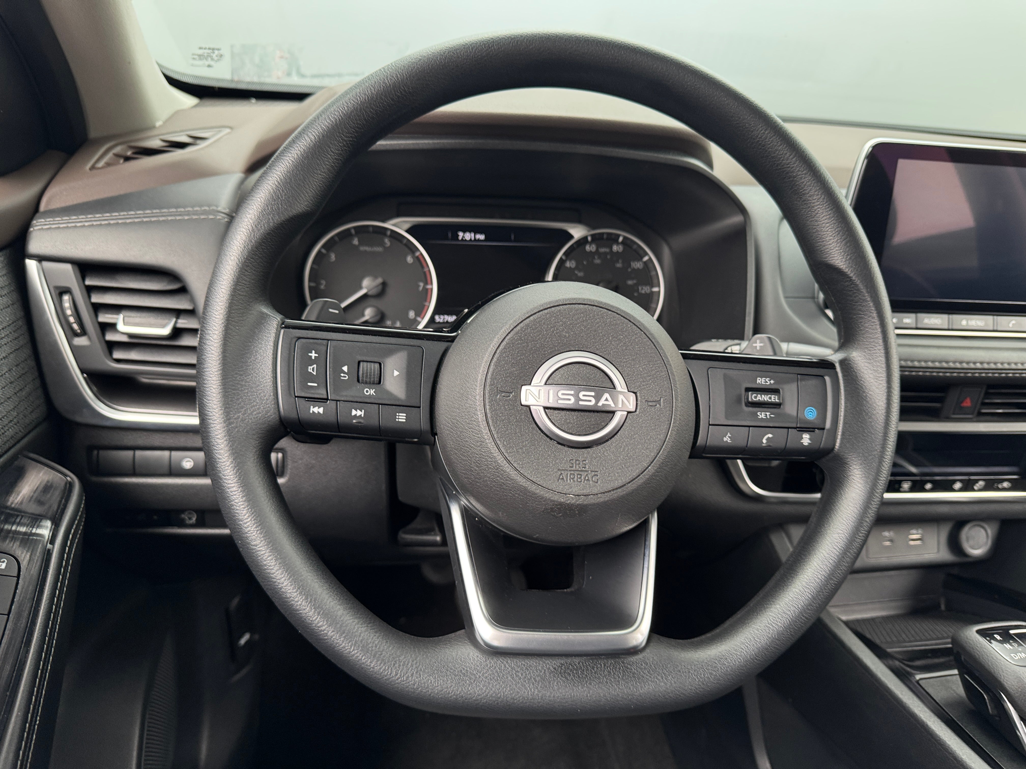 2023 Nissan Rogue SV 5
