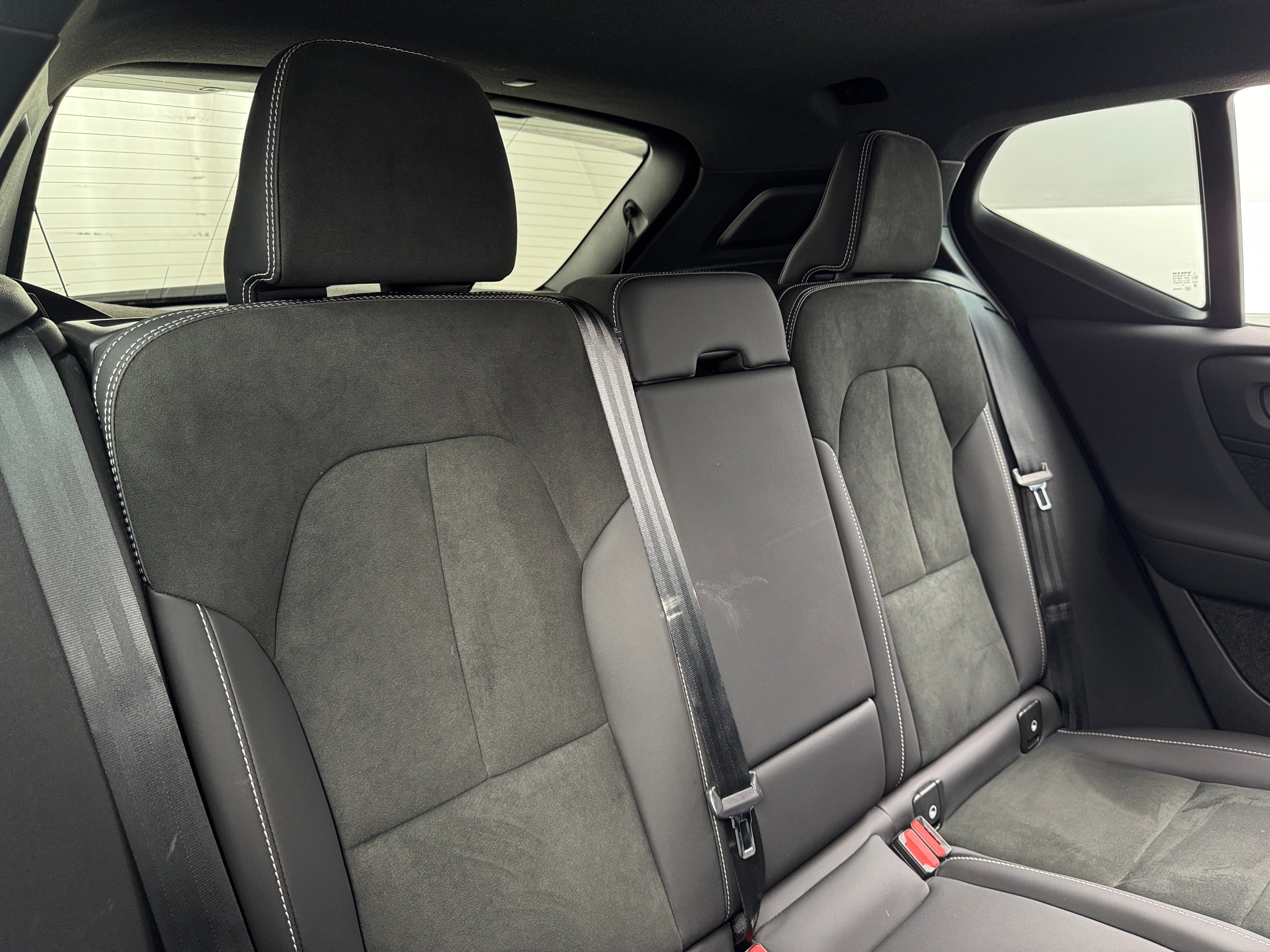 2022 Volvo XC40 Recharge Plus 5