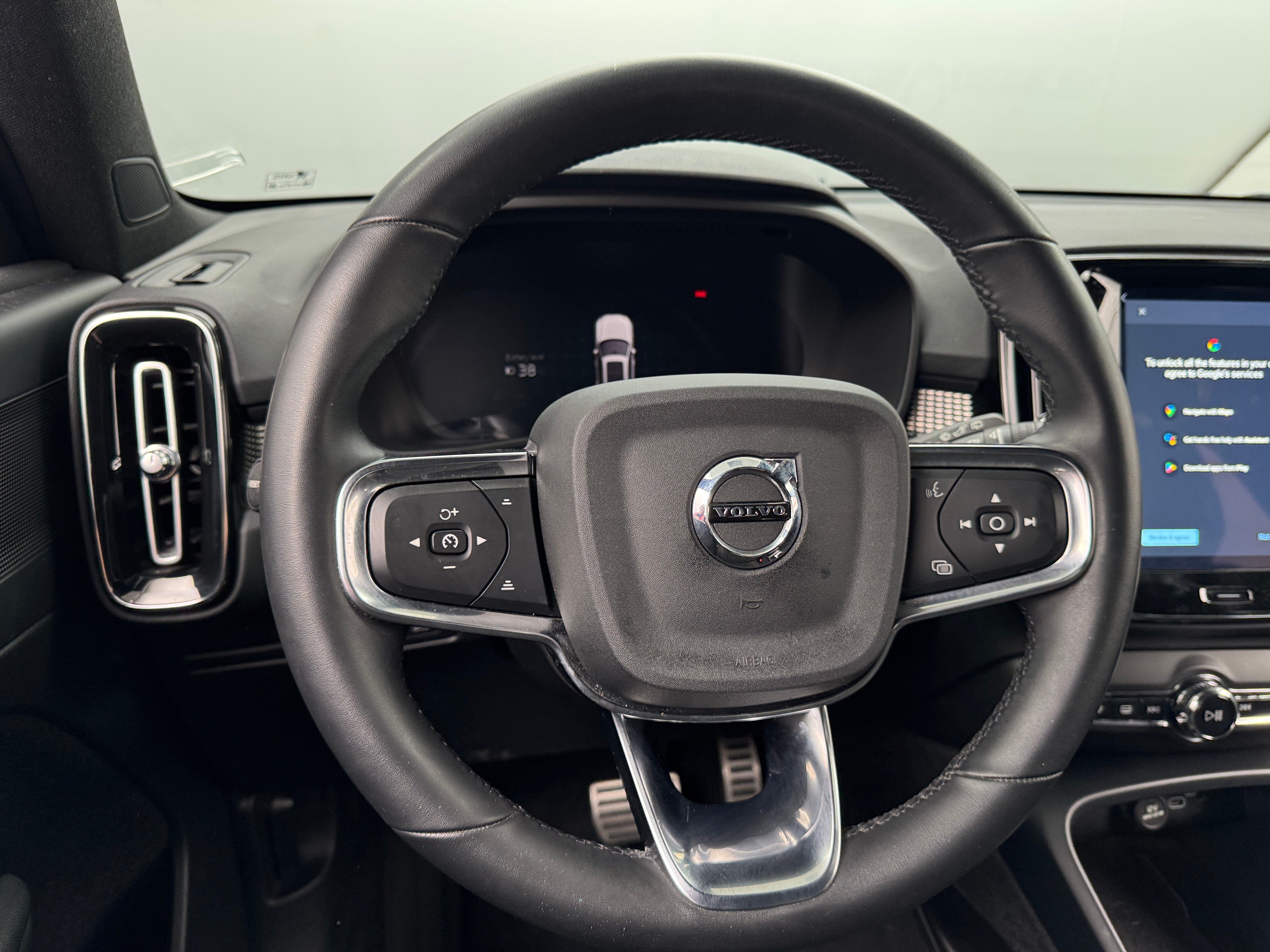 2022 Volvo XC40 Recharge Plus 4