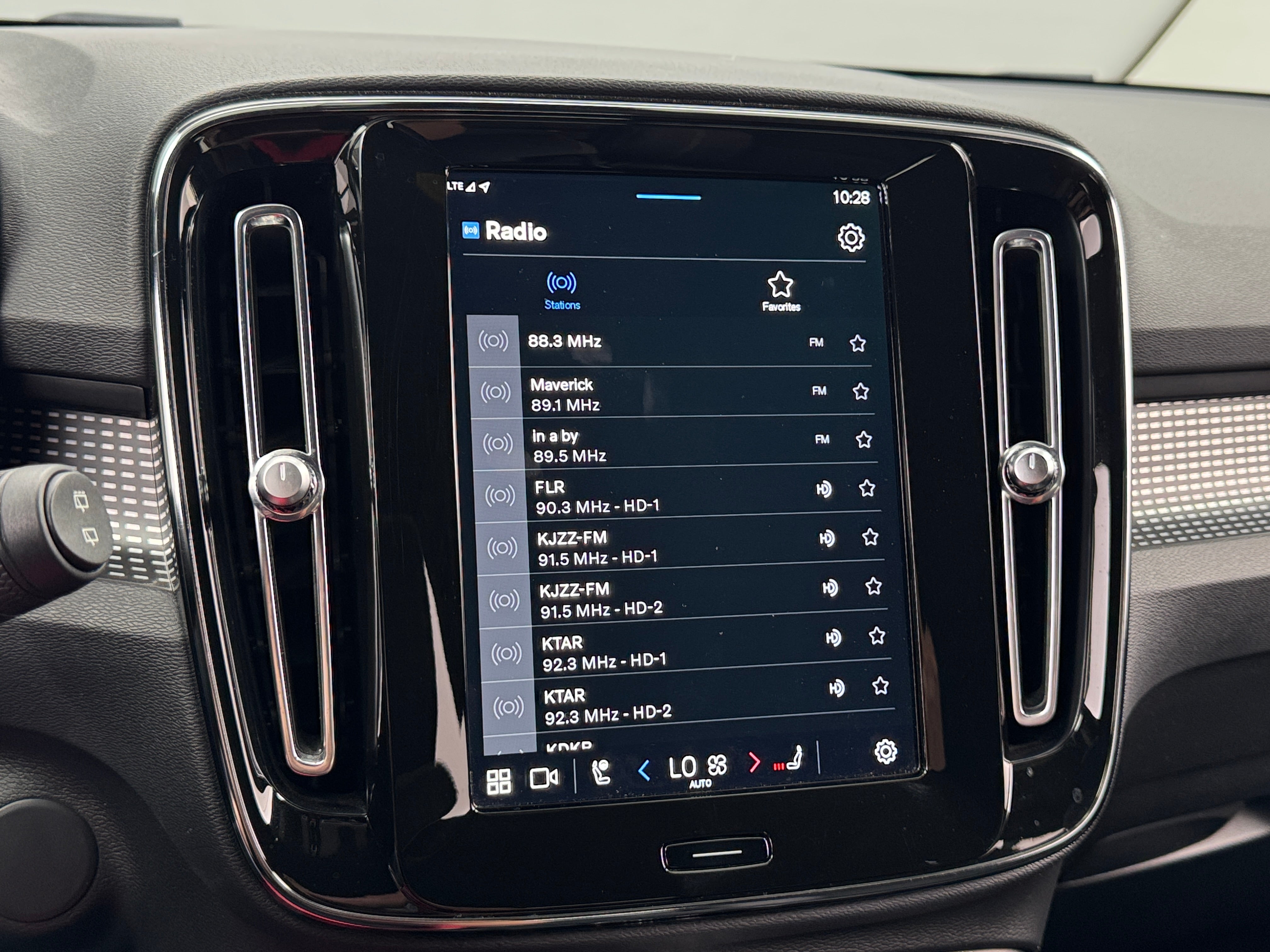 2022 Volvo XC40 Recharge Plus 3