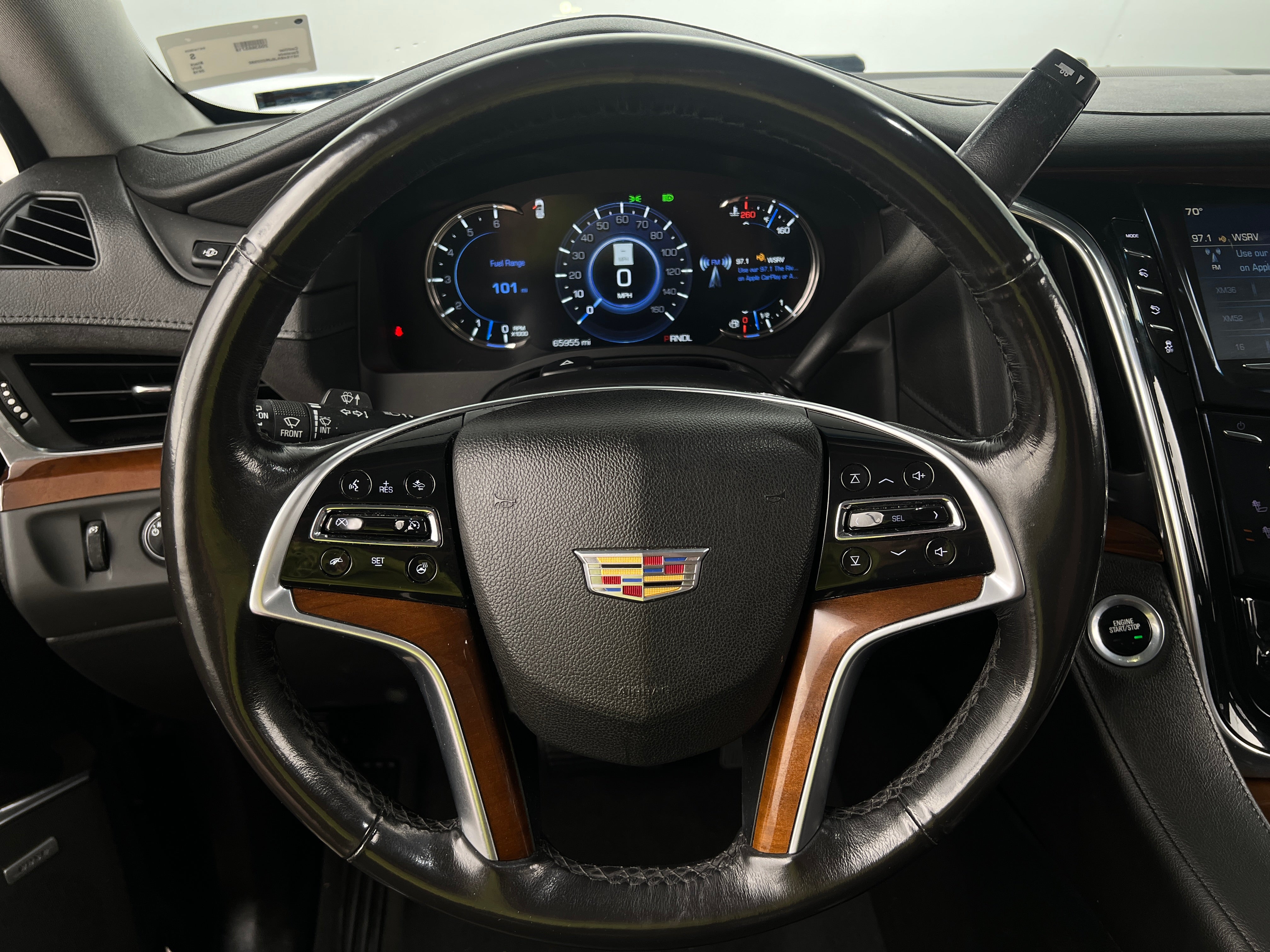 2018 Cadillac Escalade Luxury 4