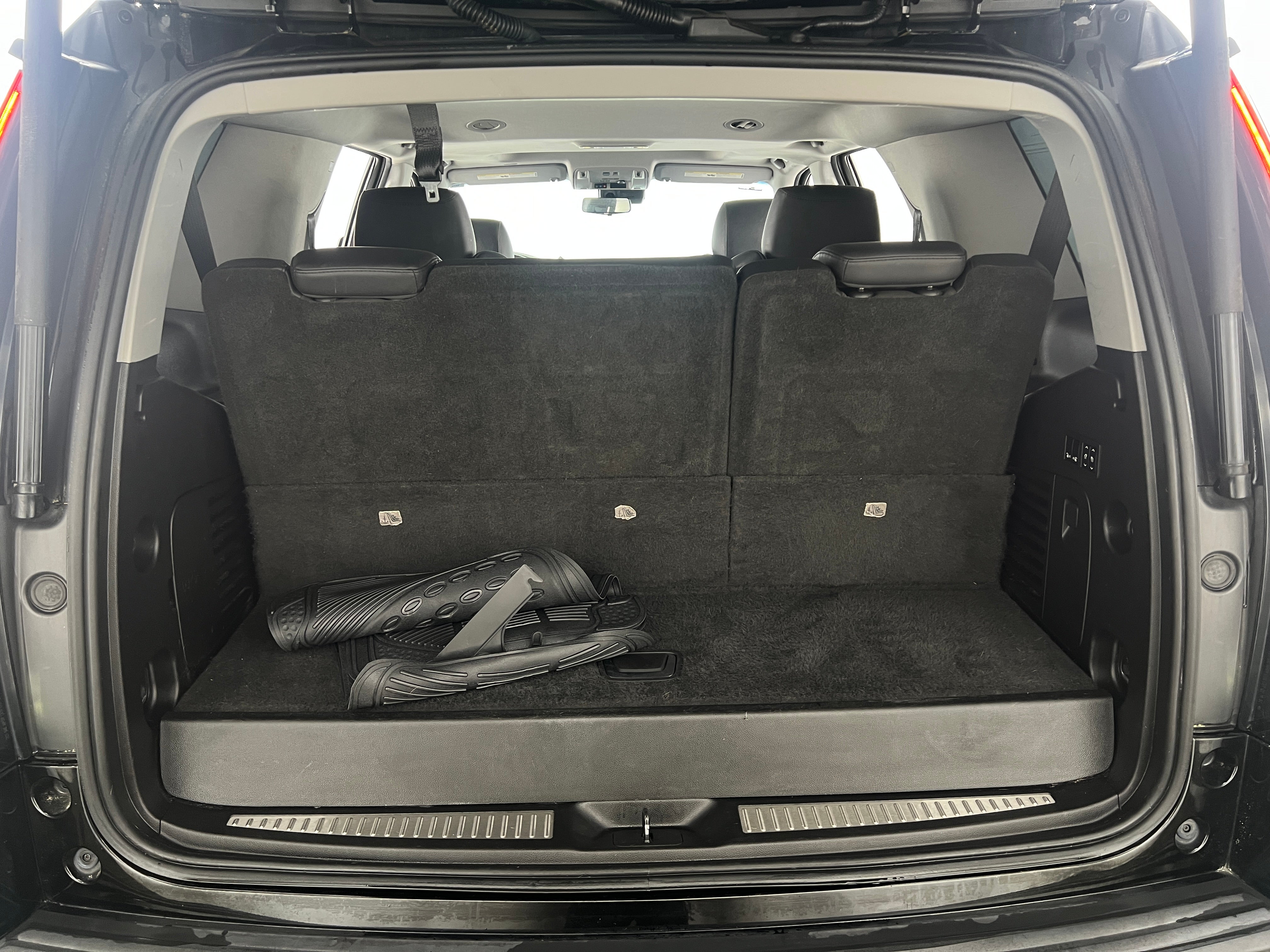2018 Cadillac Escalade Luxury 6