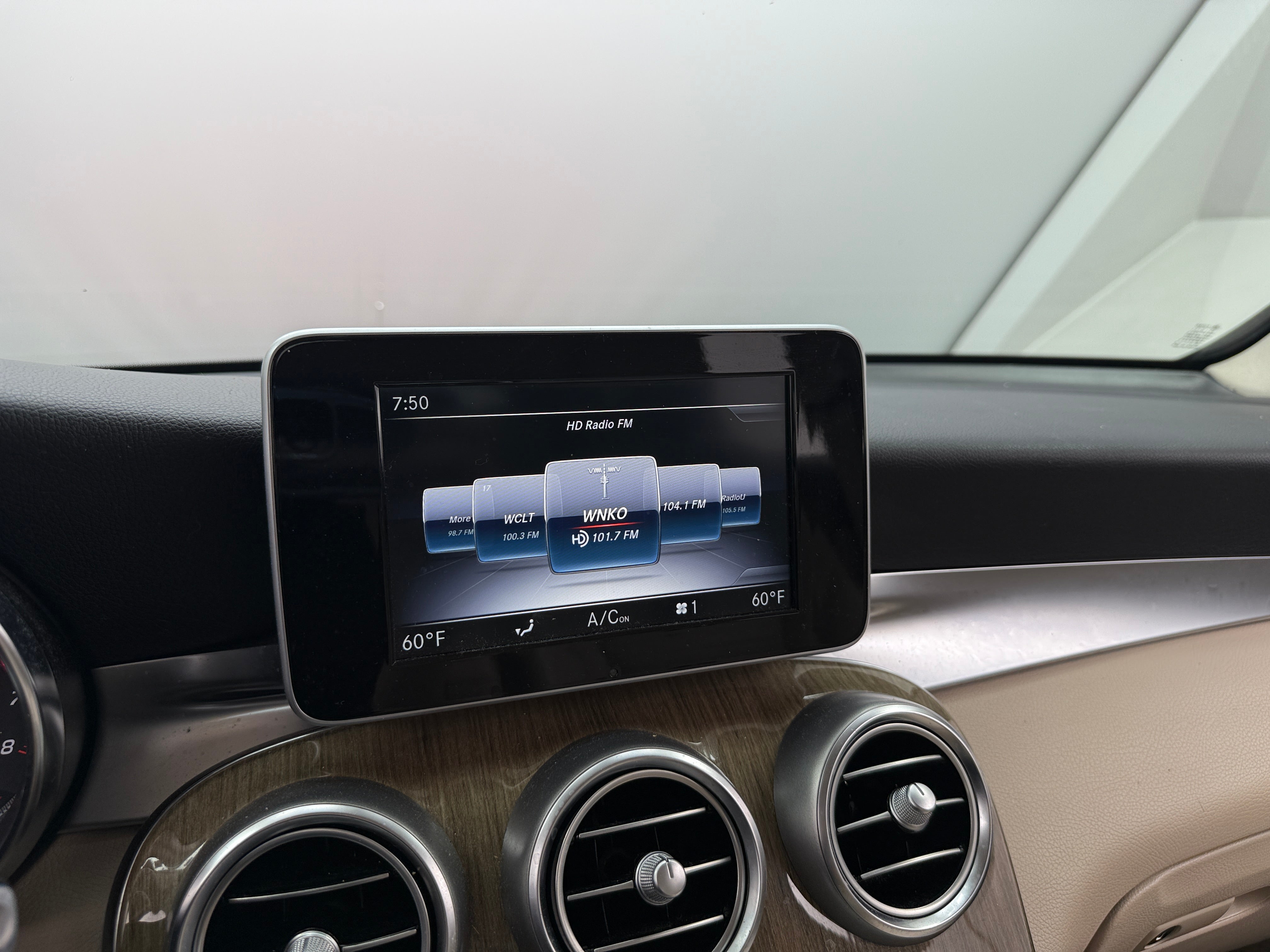 2019 Mercedes-Benz GLC 300 3
