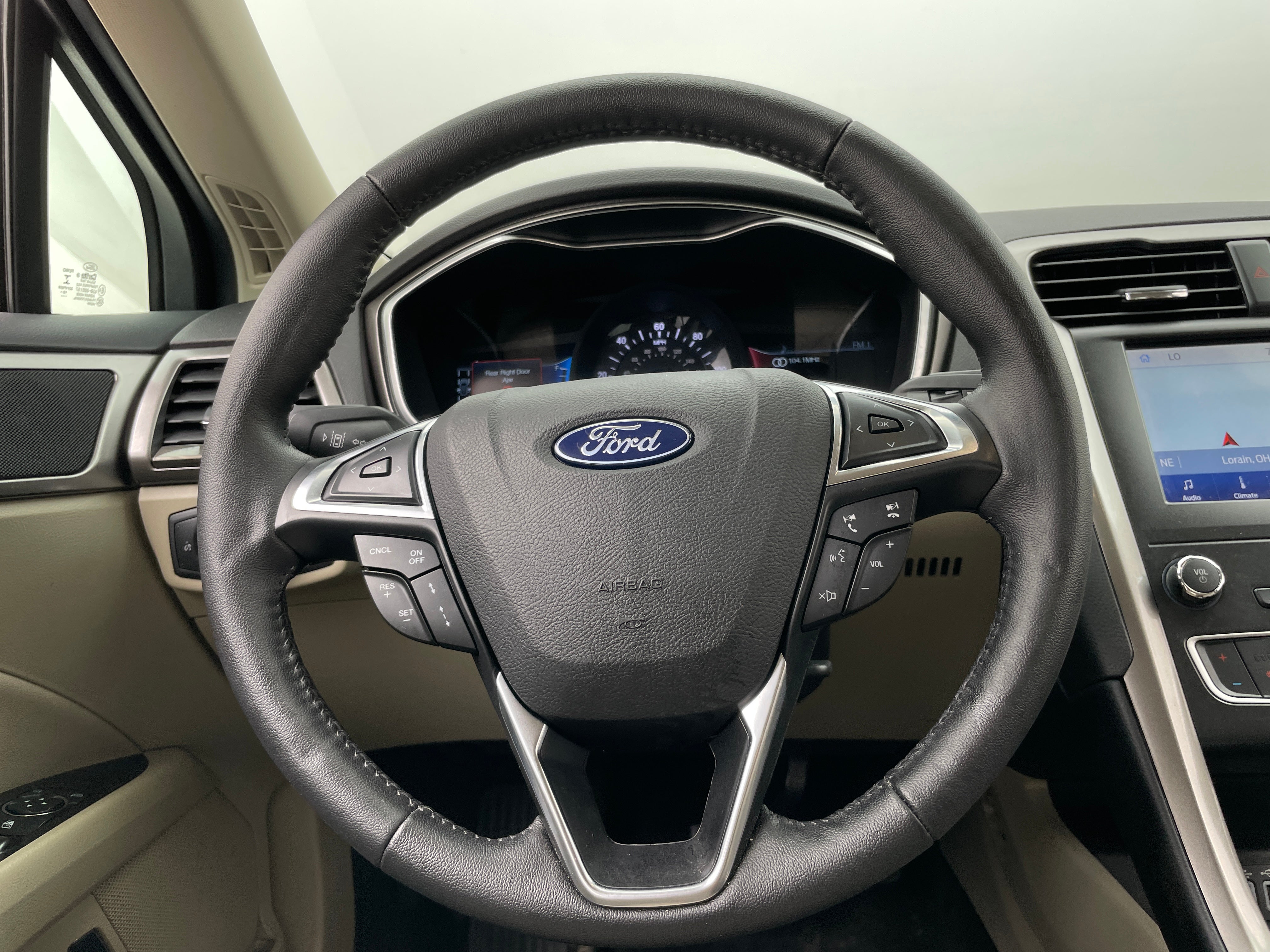 2019 Ford Fusion  4