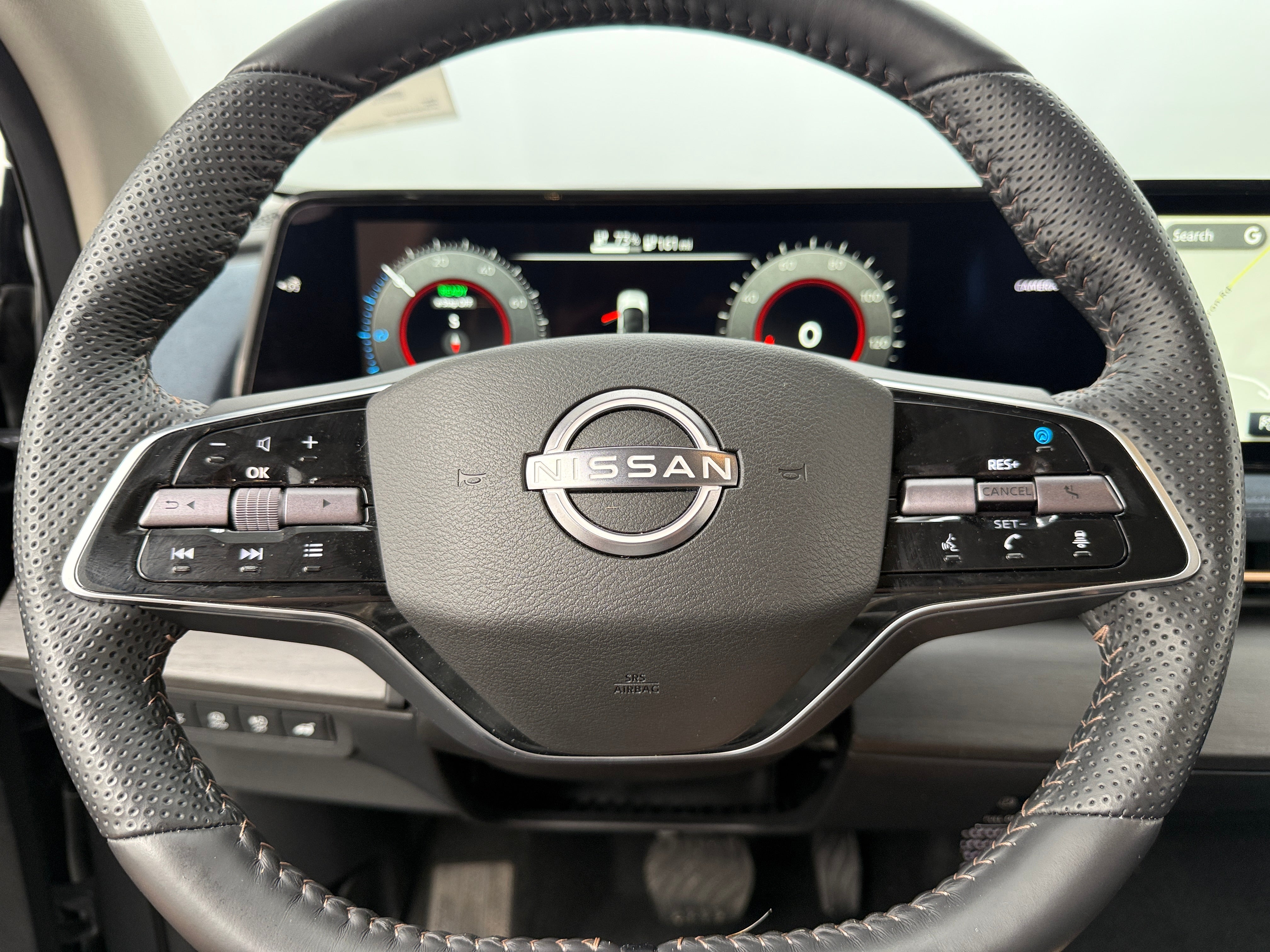 2023 Nissan Ariya Platinum+ 4