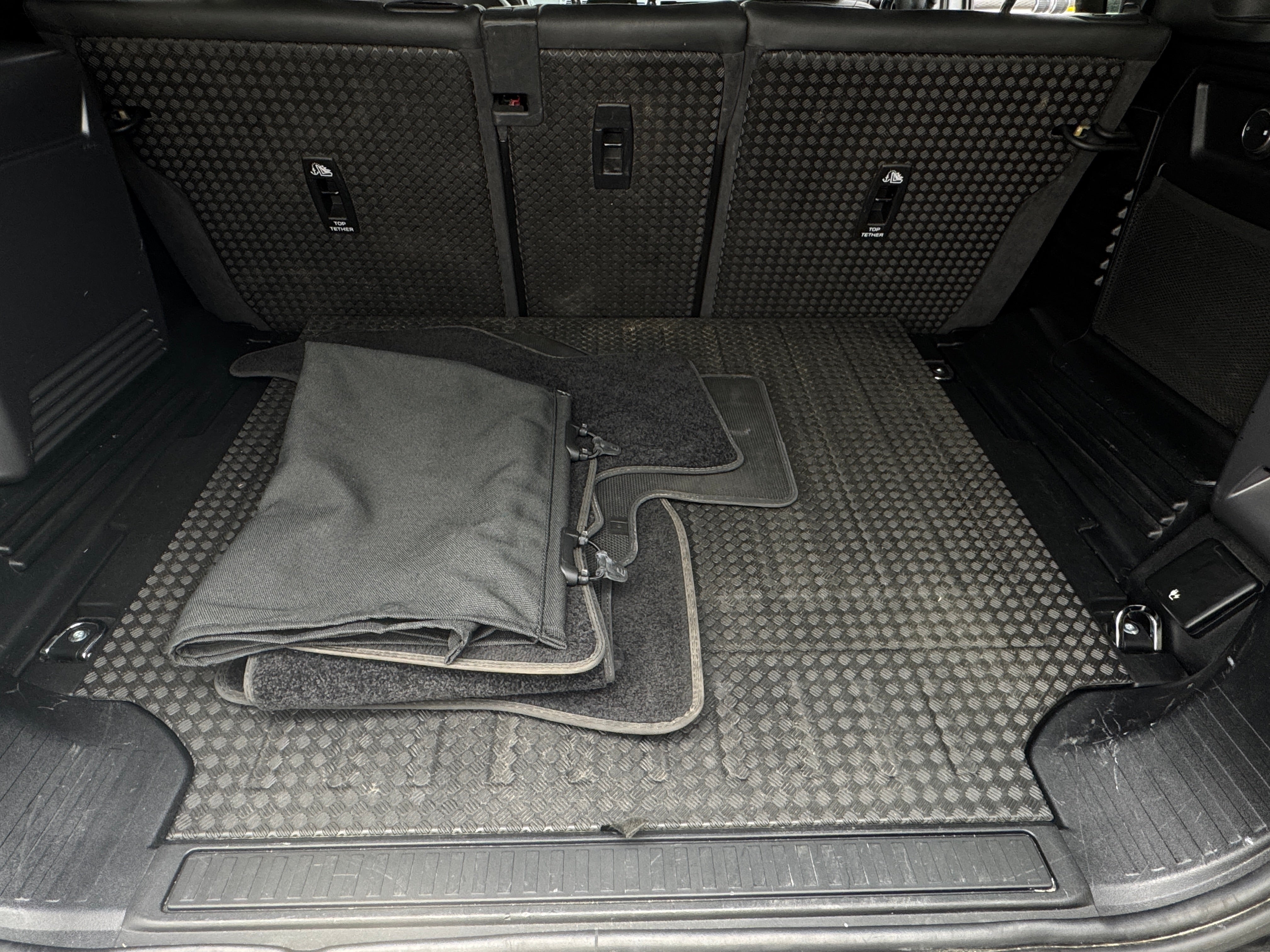2022 Land Rover Defender 110 6