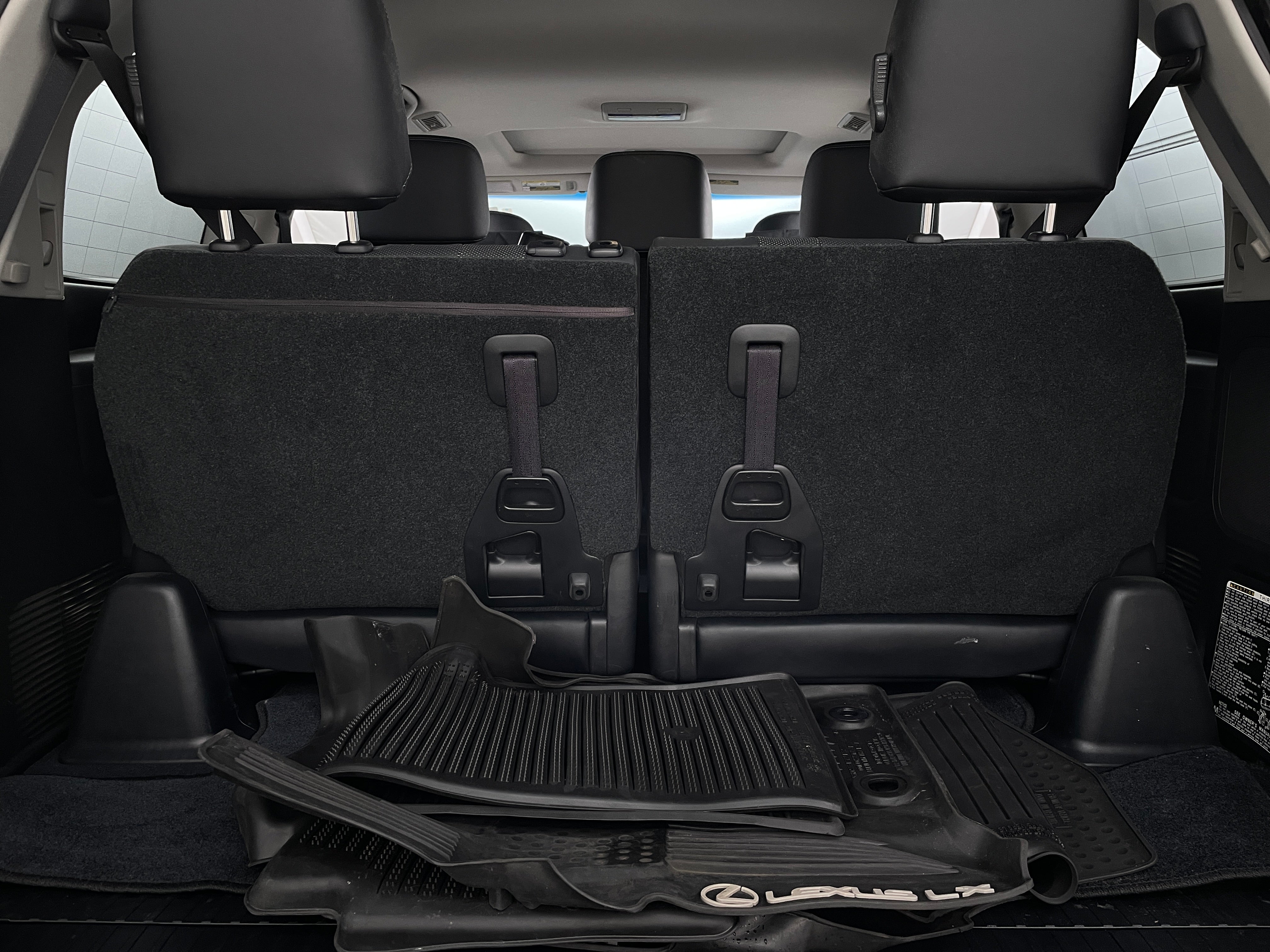 2017 Lexus LX 570 6
