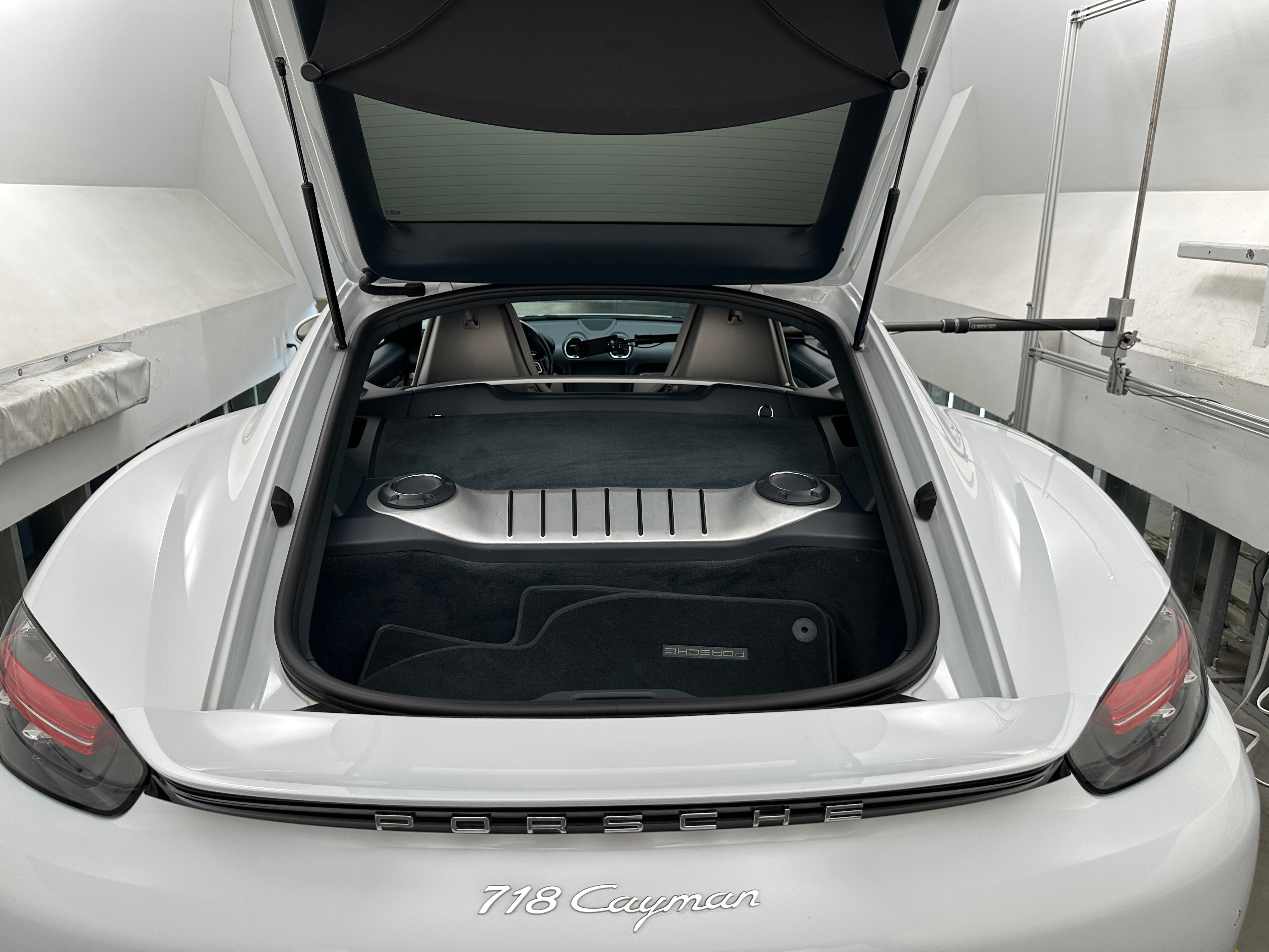 2018 Porsche 718 Cayman Base 4