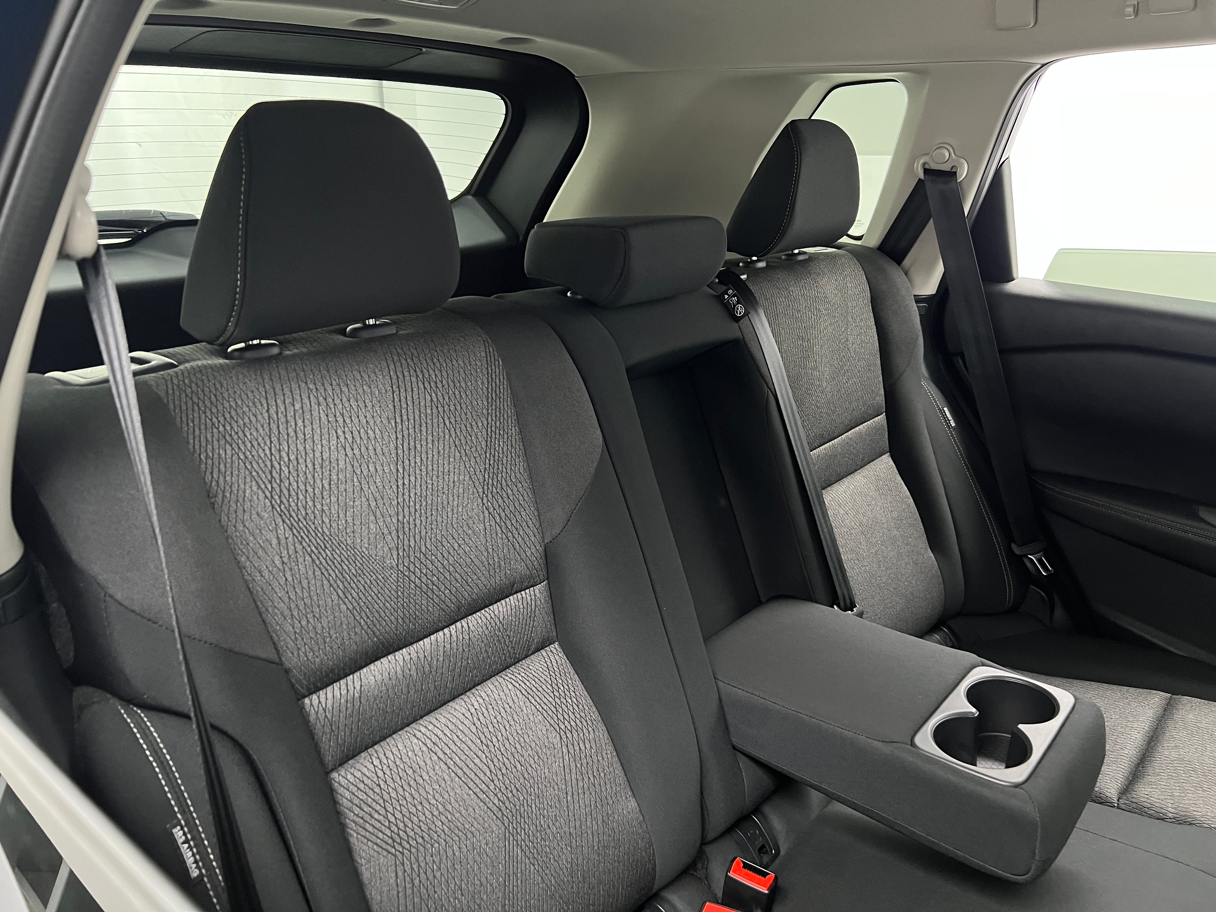 2024 Nissan Rogue SV 6