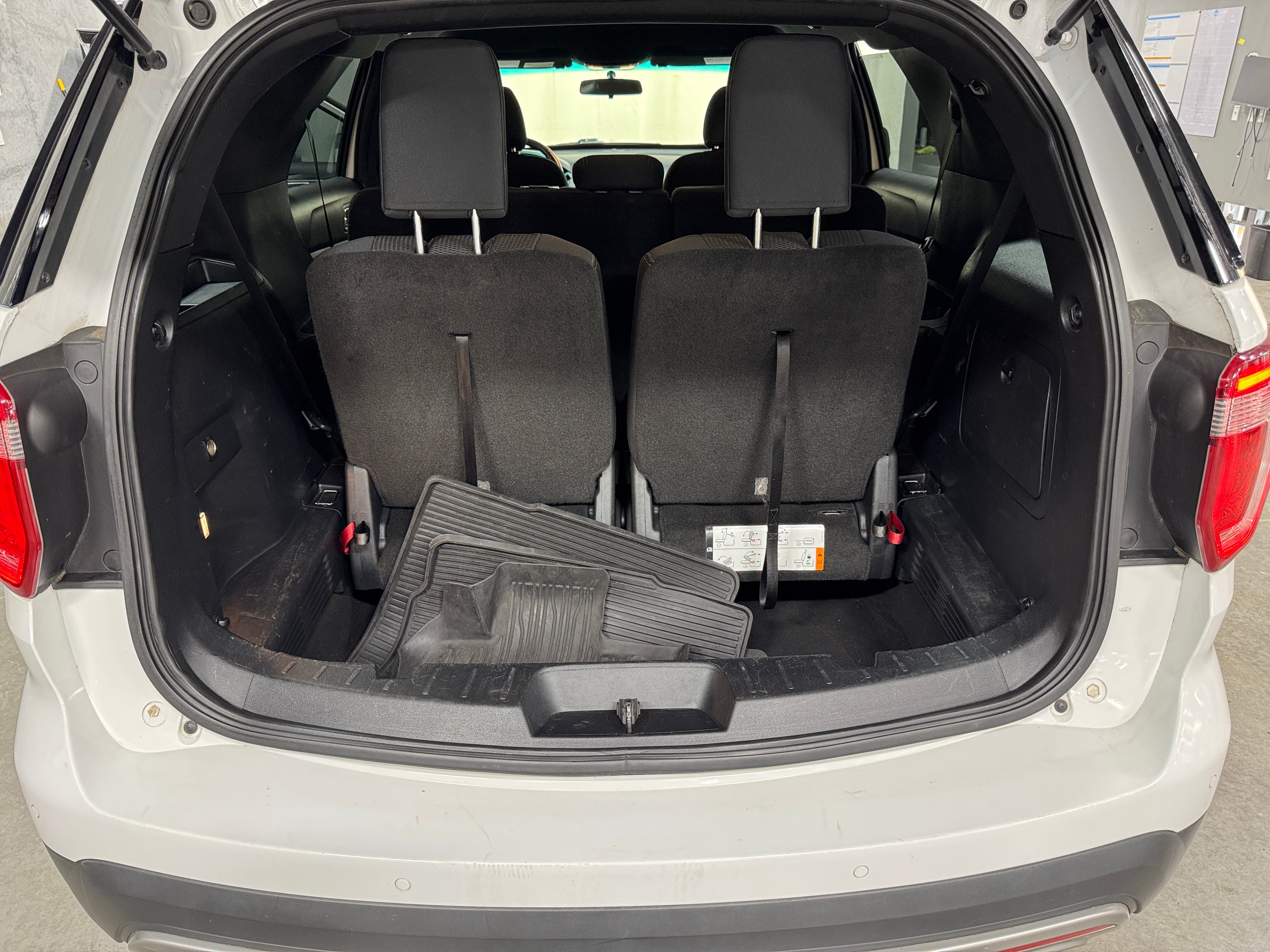 2017 Ford Explorer XLT 7