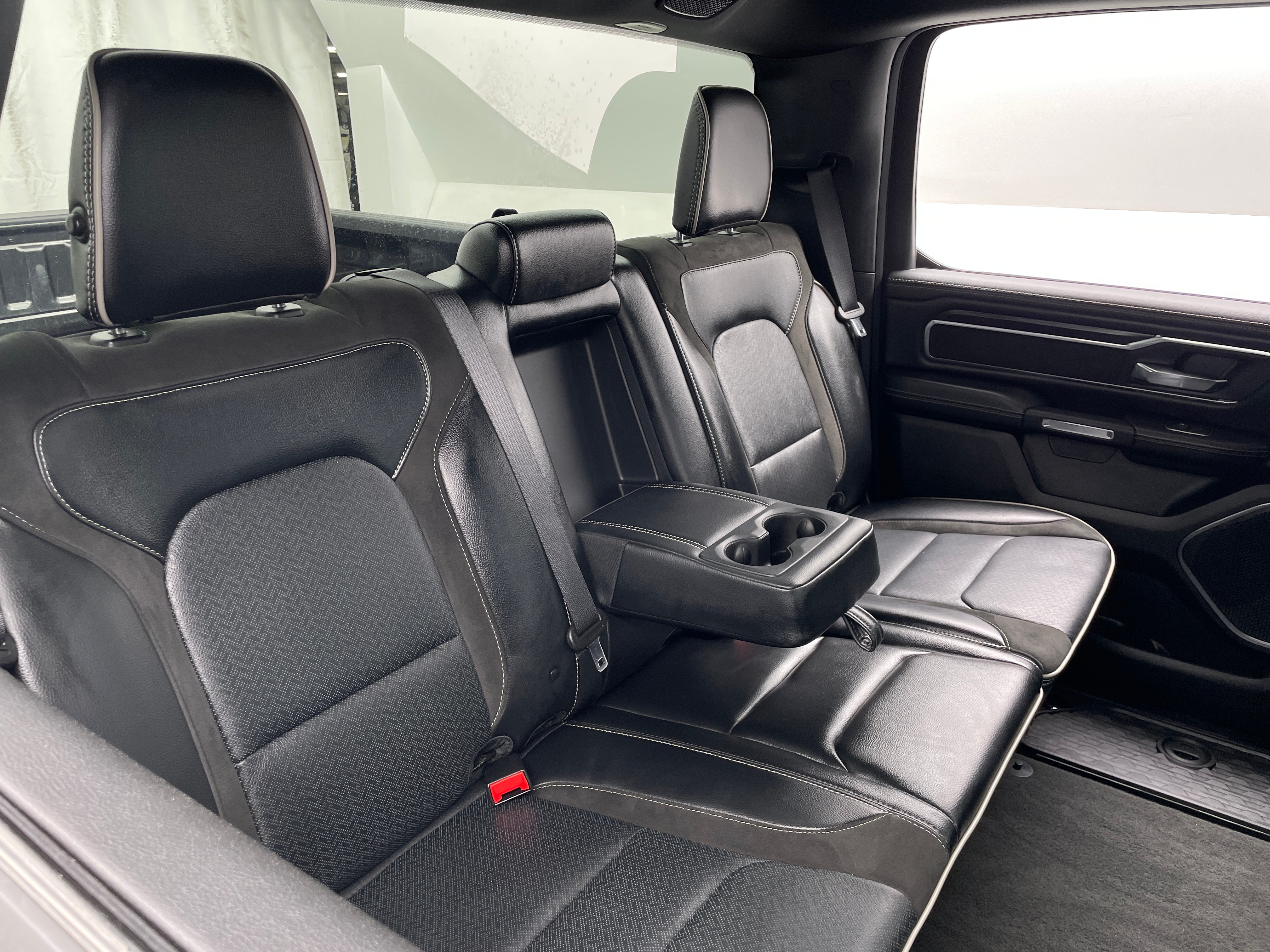2024 RAM 1500 Laramie 6