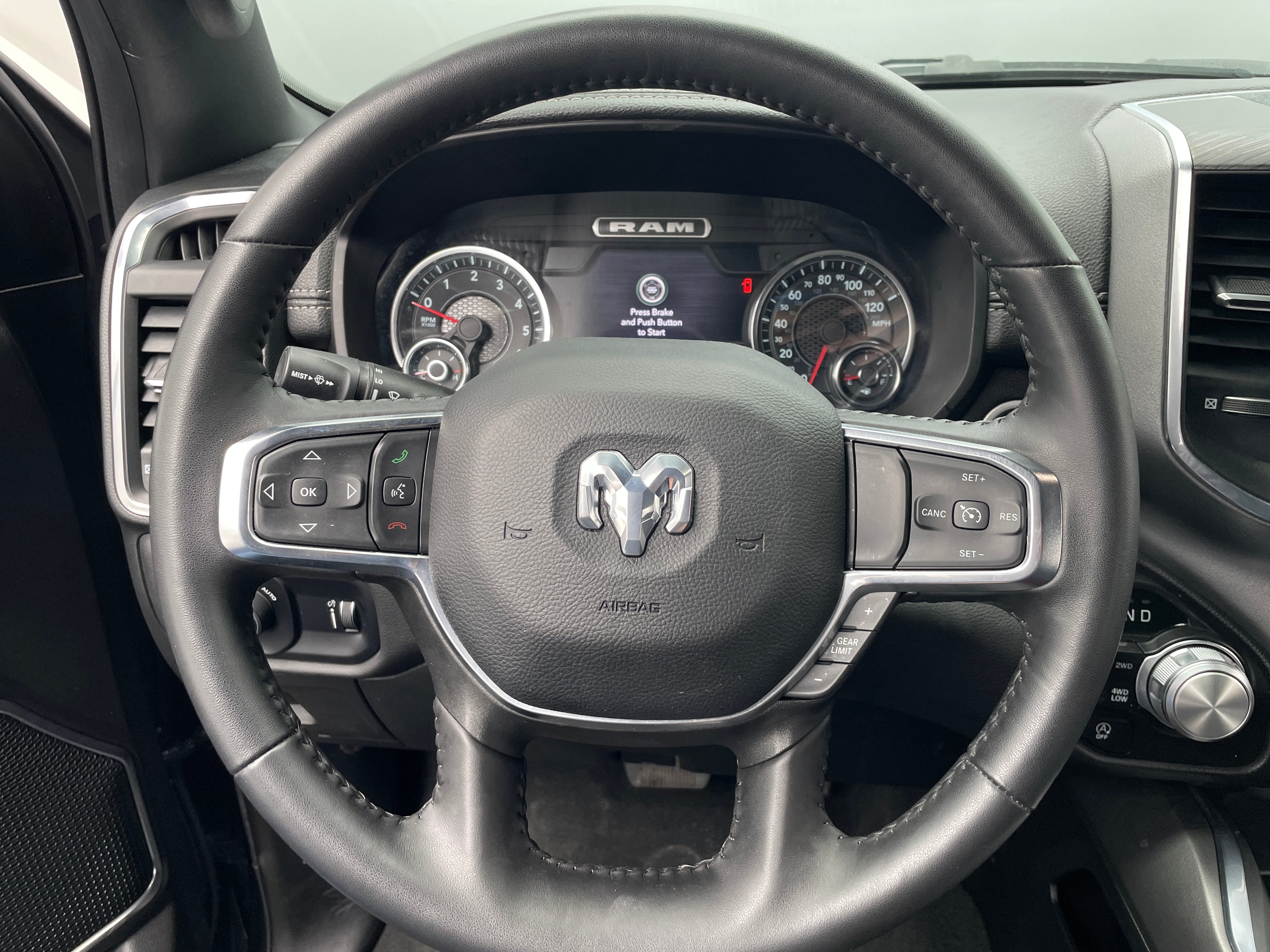 2024 RAM 1500 Laramie 5