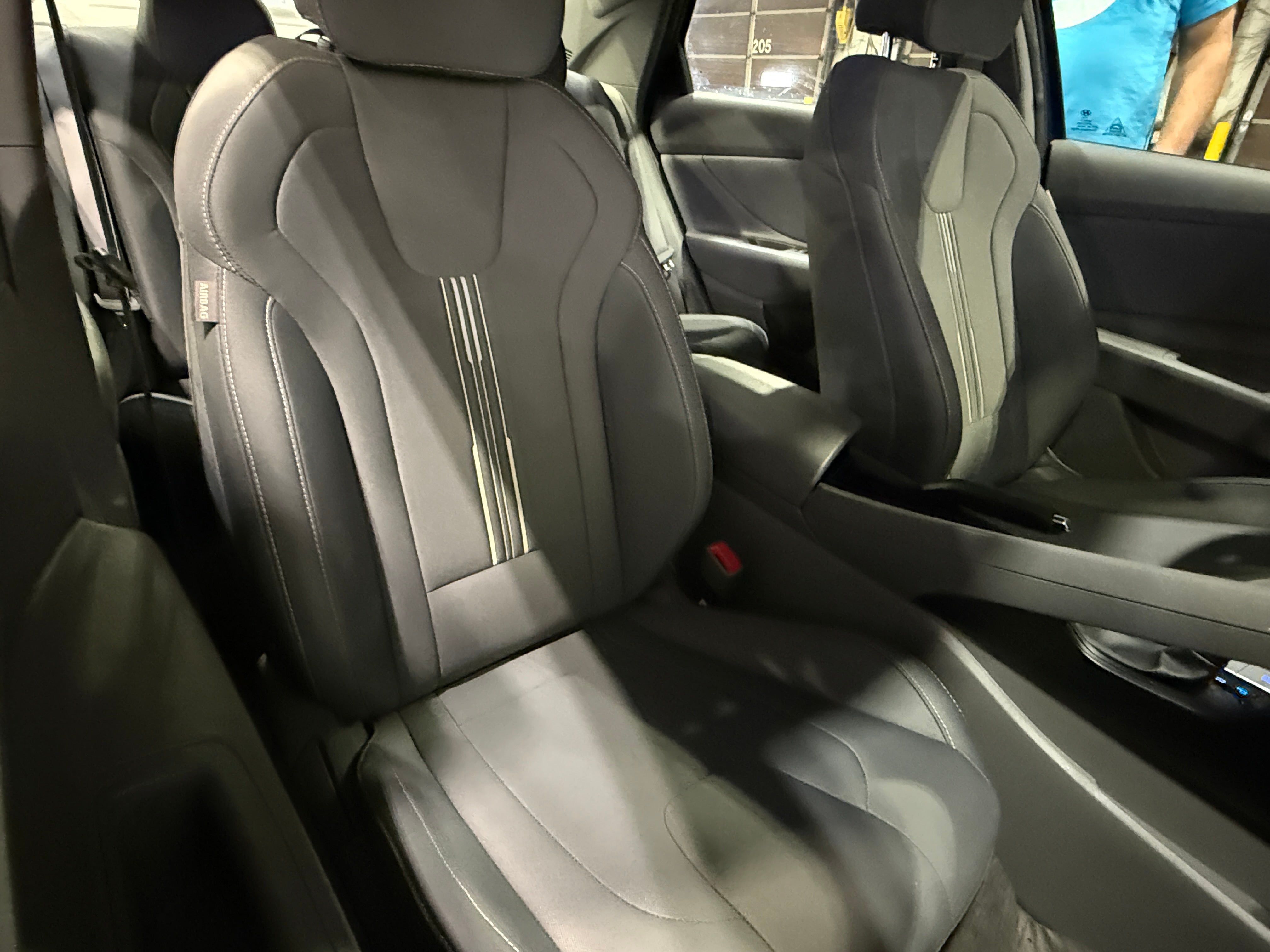 2023 Hyundai Elantra SEL 2