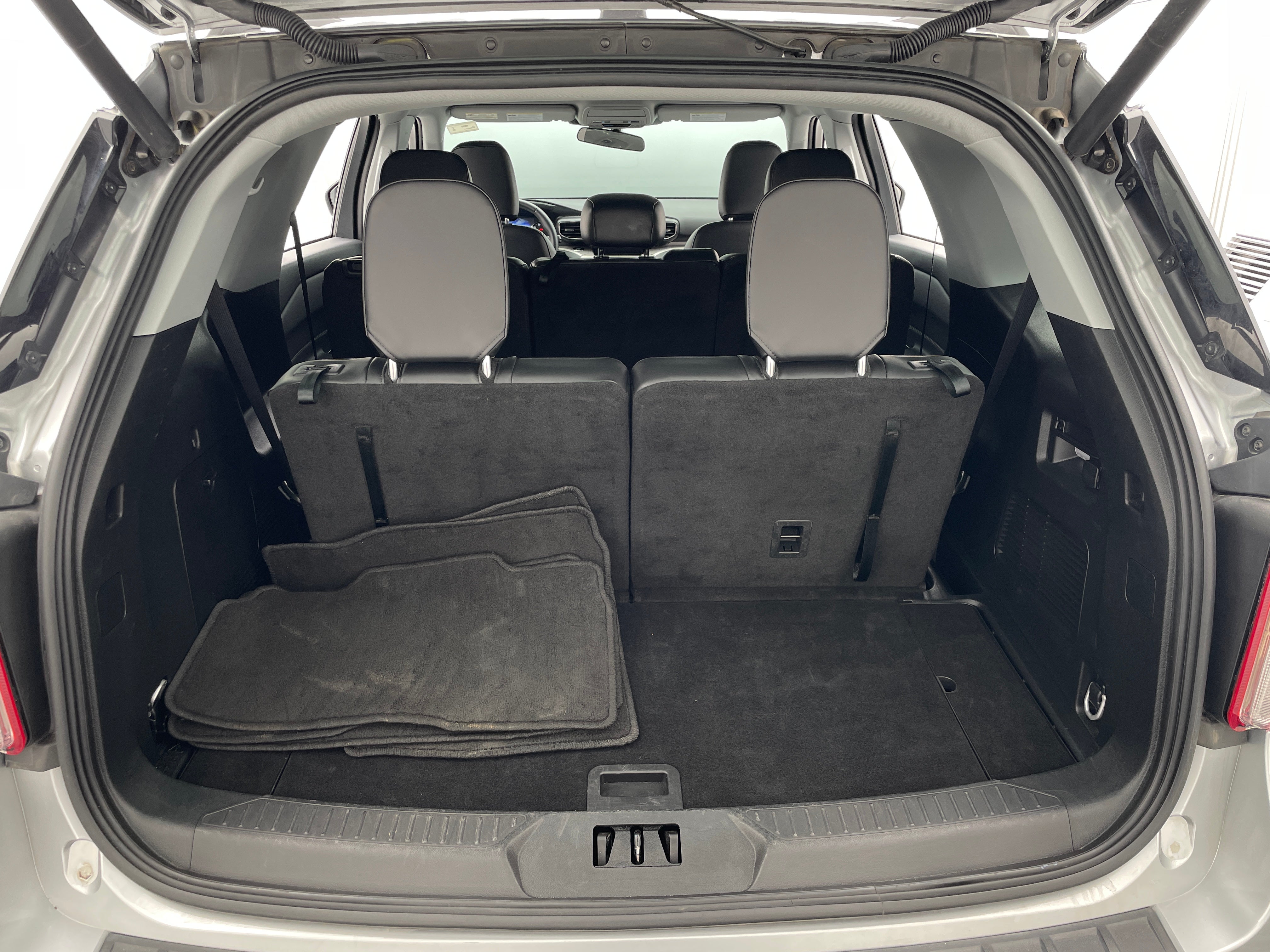 2024 Ford Explorer XLT 7