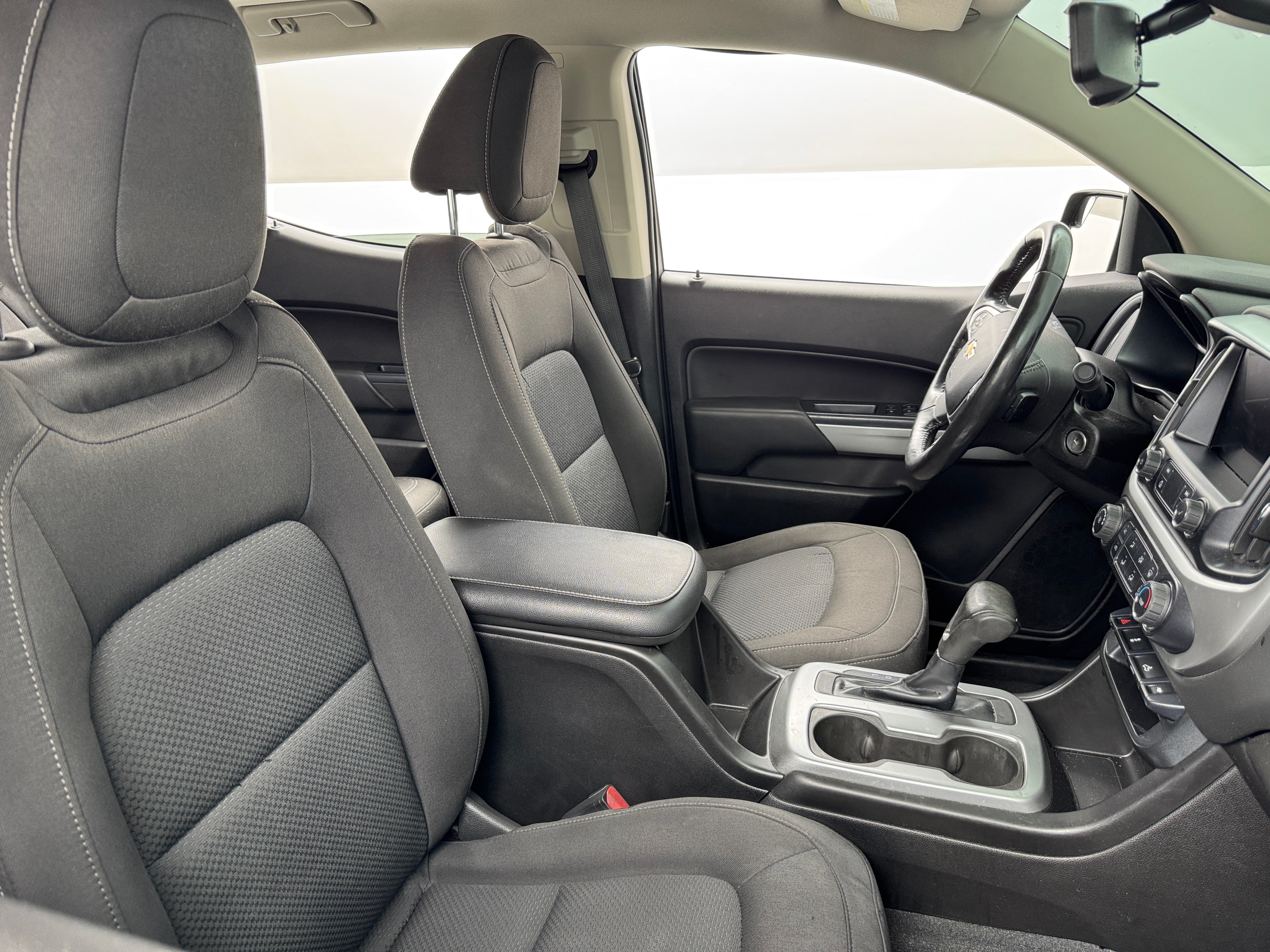 2019 Chevrolet Colorado LT 2