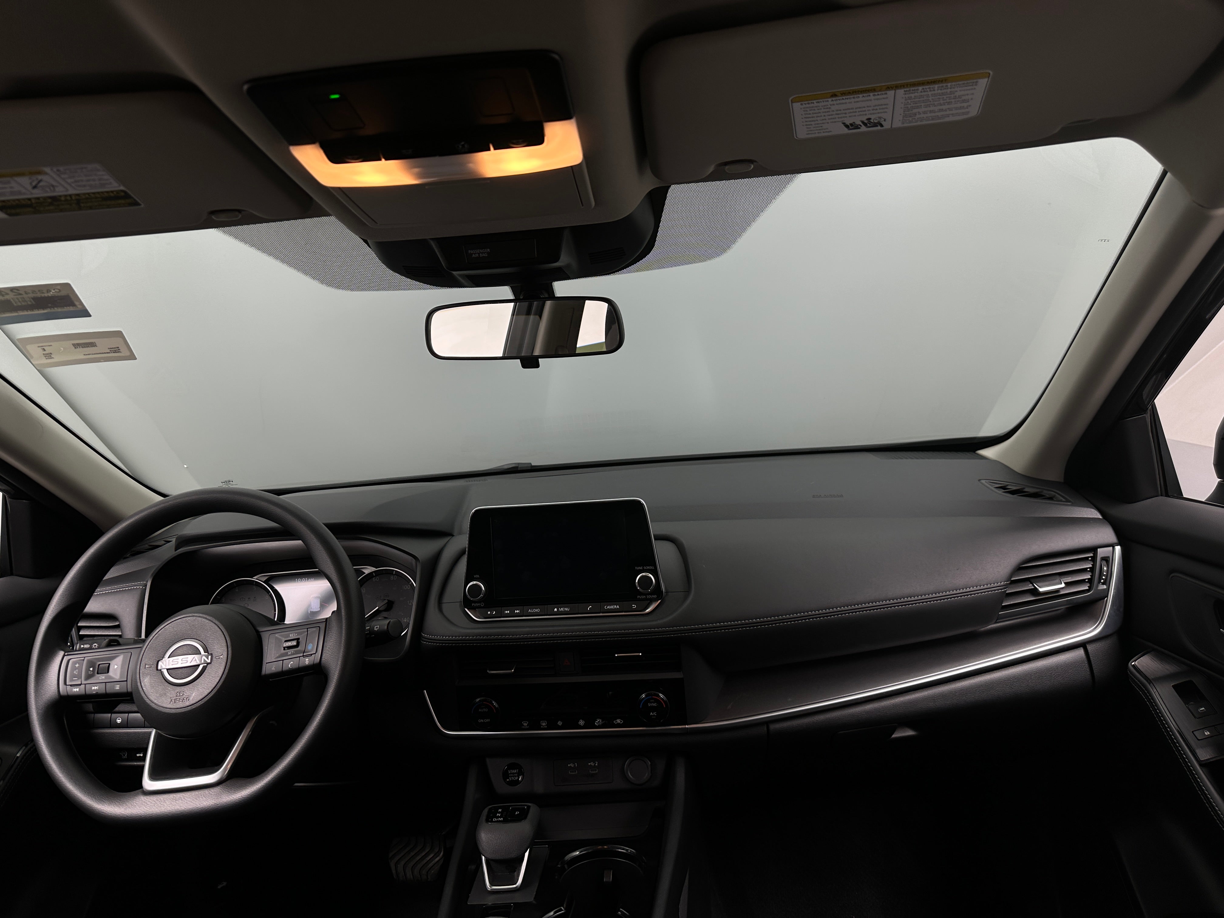 2024 Nissan Rogue SV 3