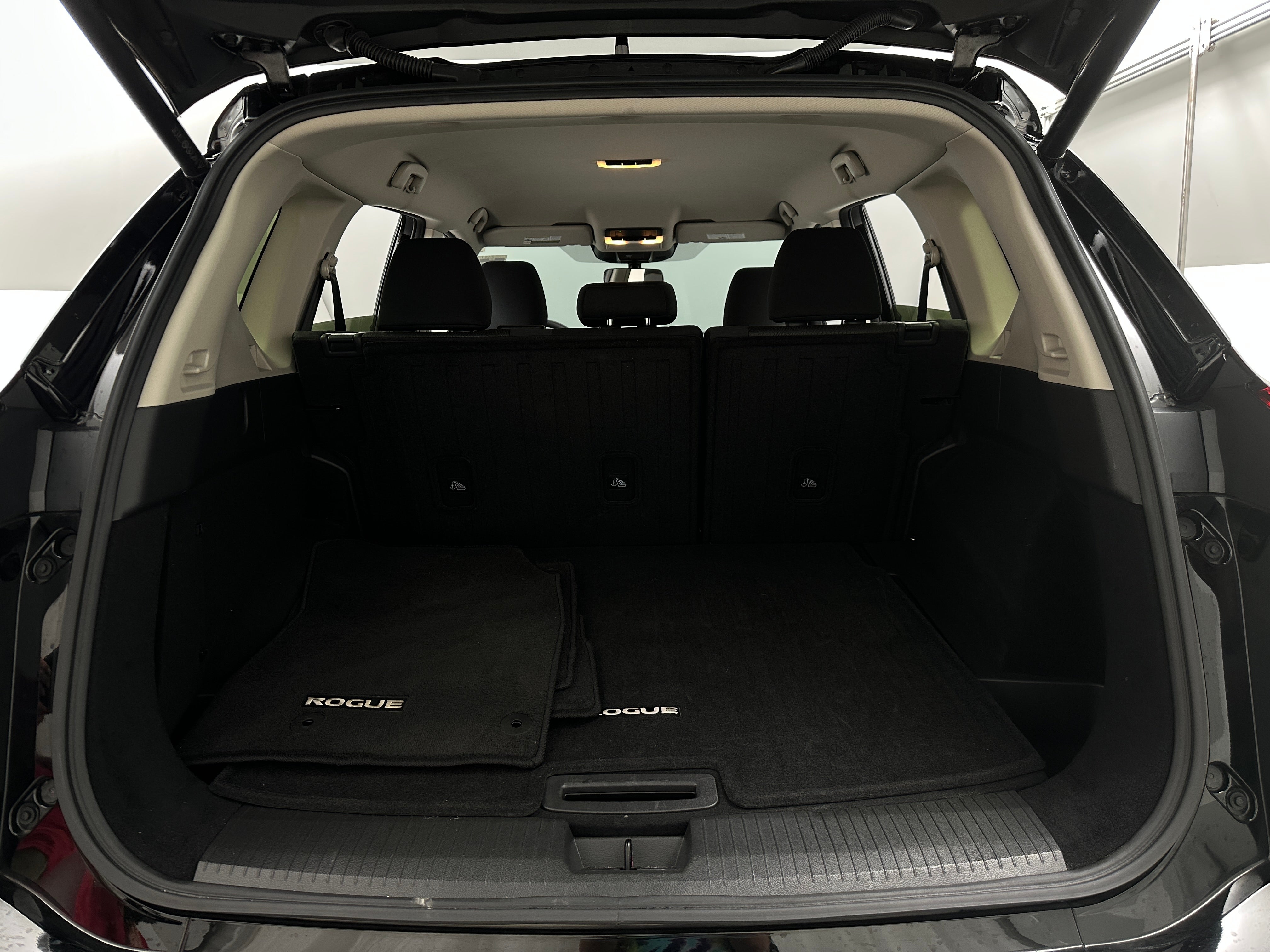 2024 Nissan Rogue SV 7