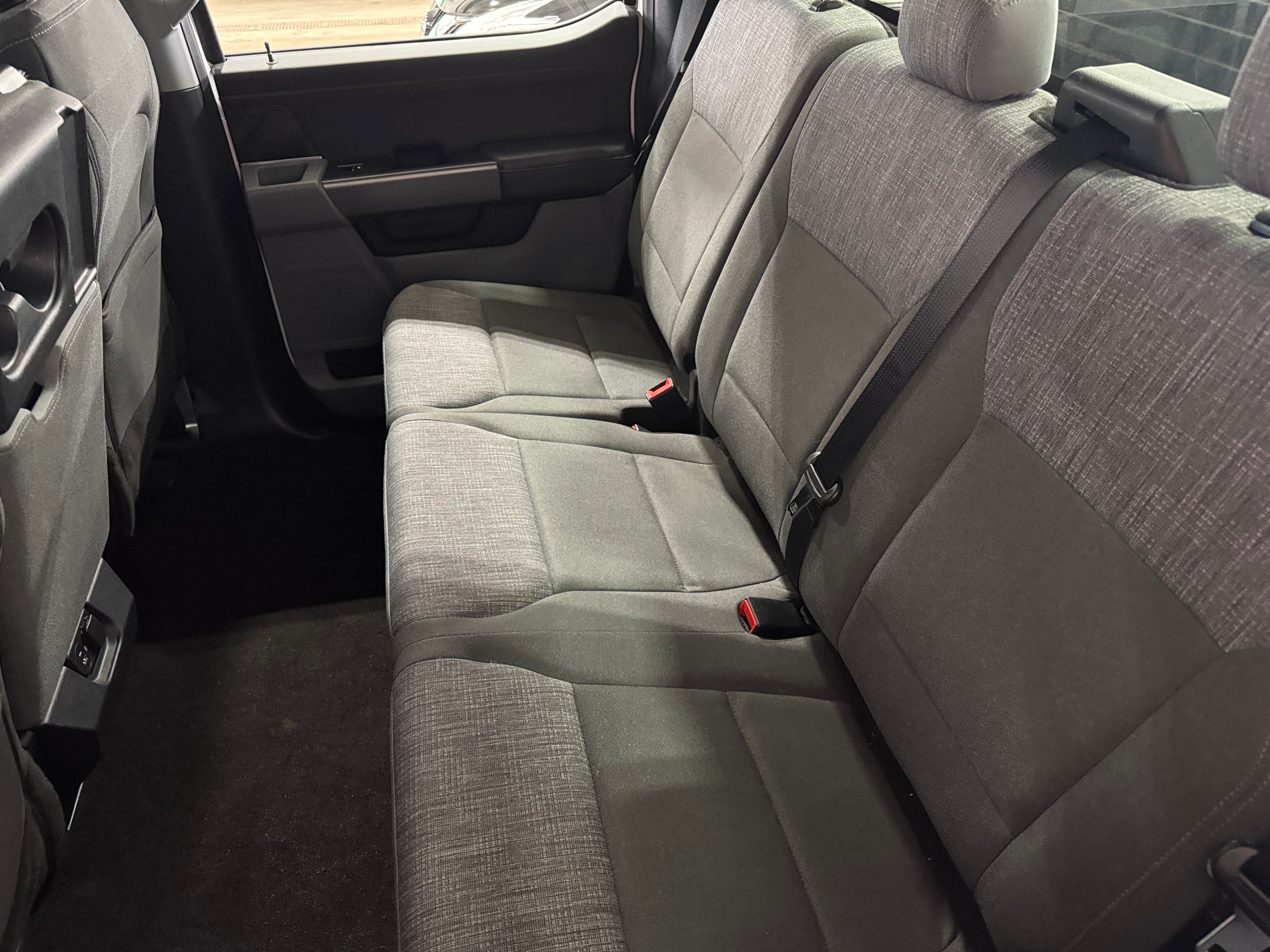 2022 Ford Econoline E-150 6