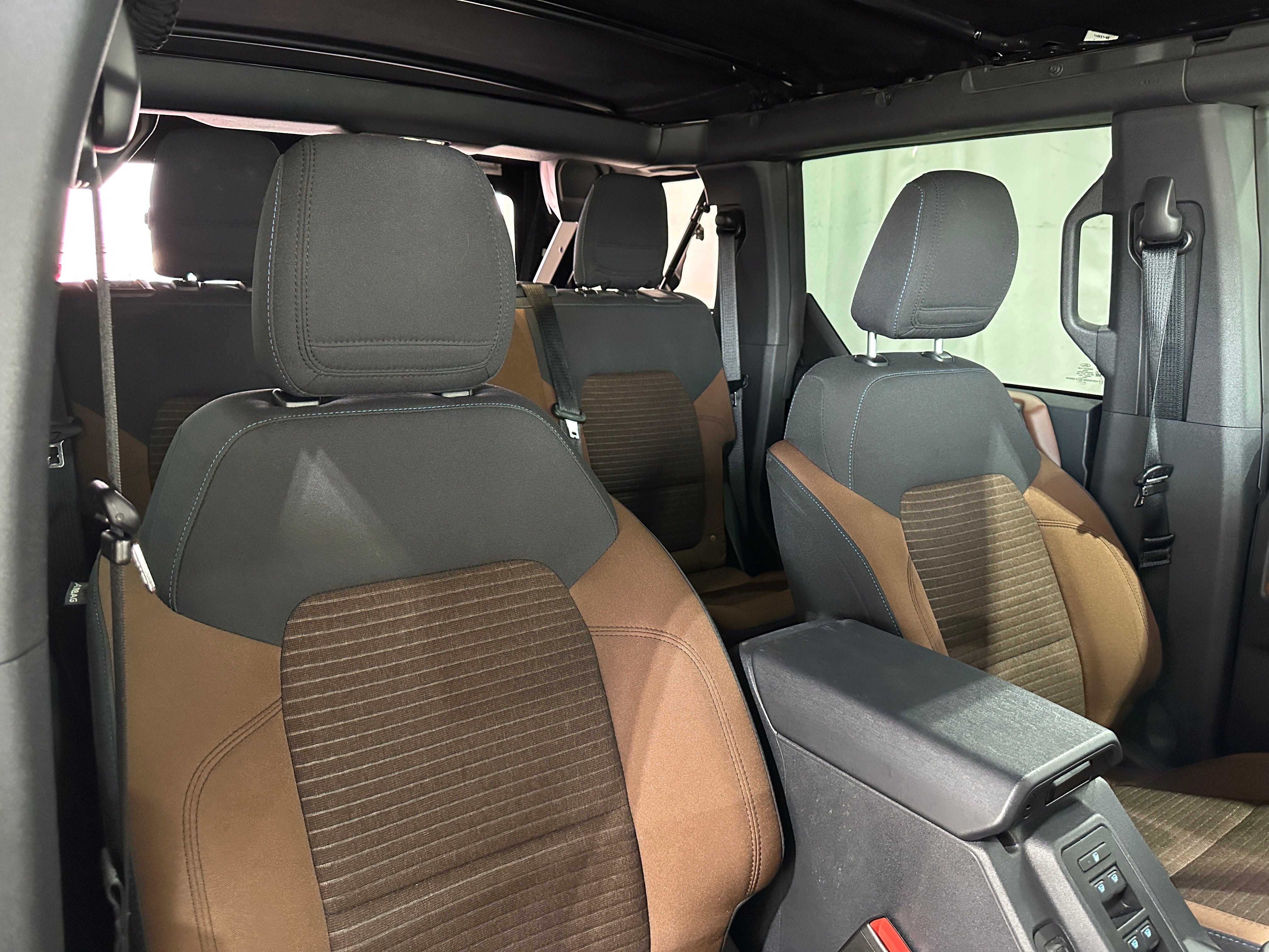 2021 Ford Bronco Outer Banks 2