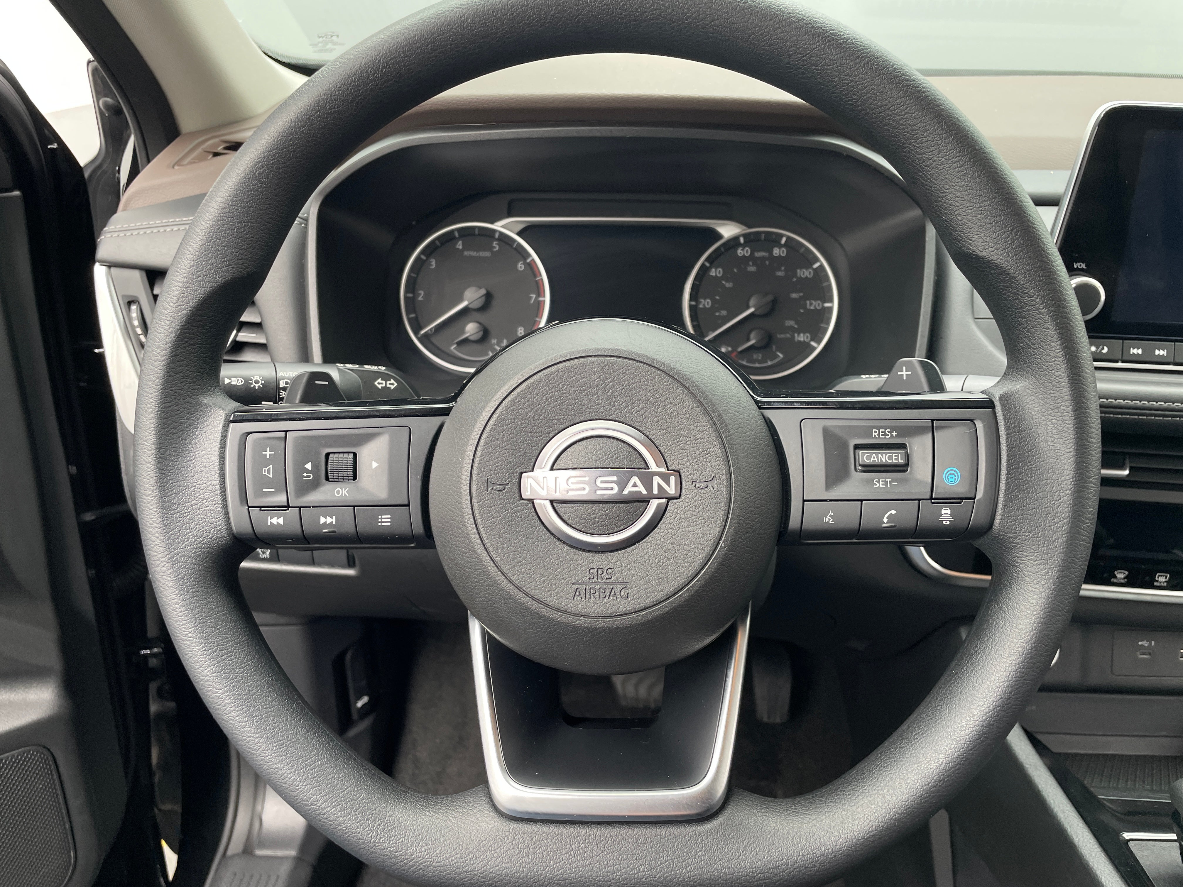 2023 Nissan Rogue SV 5